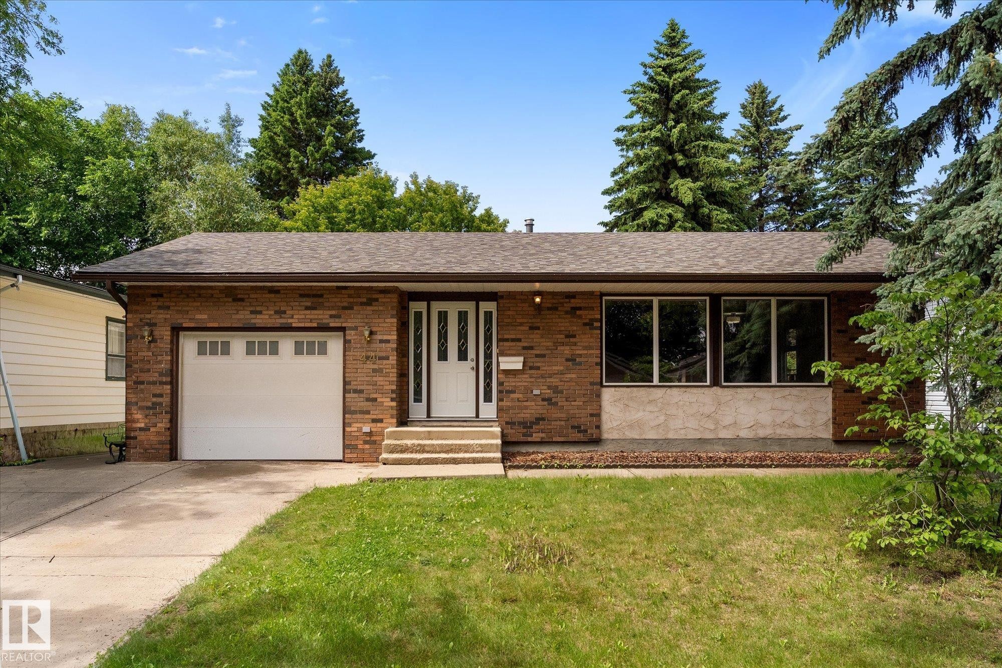 44 Arlington Drive, St. Albert, AB - Outdoor