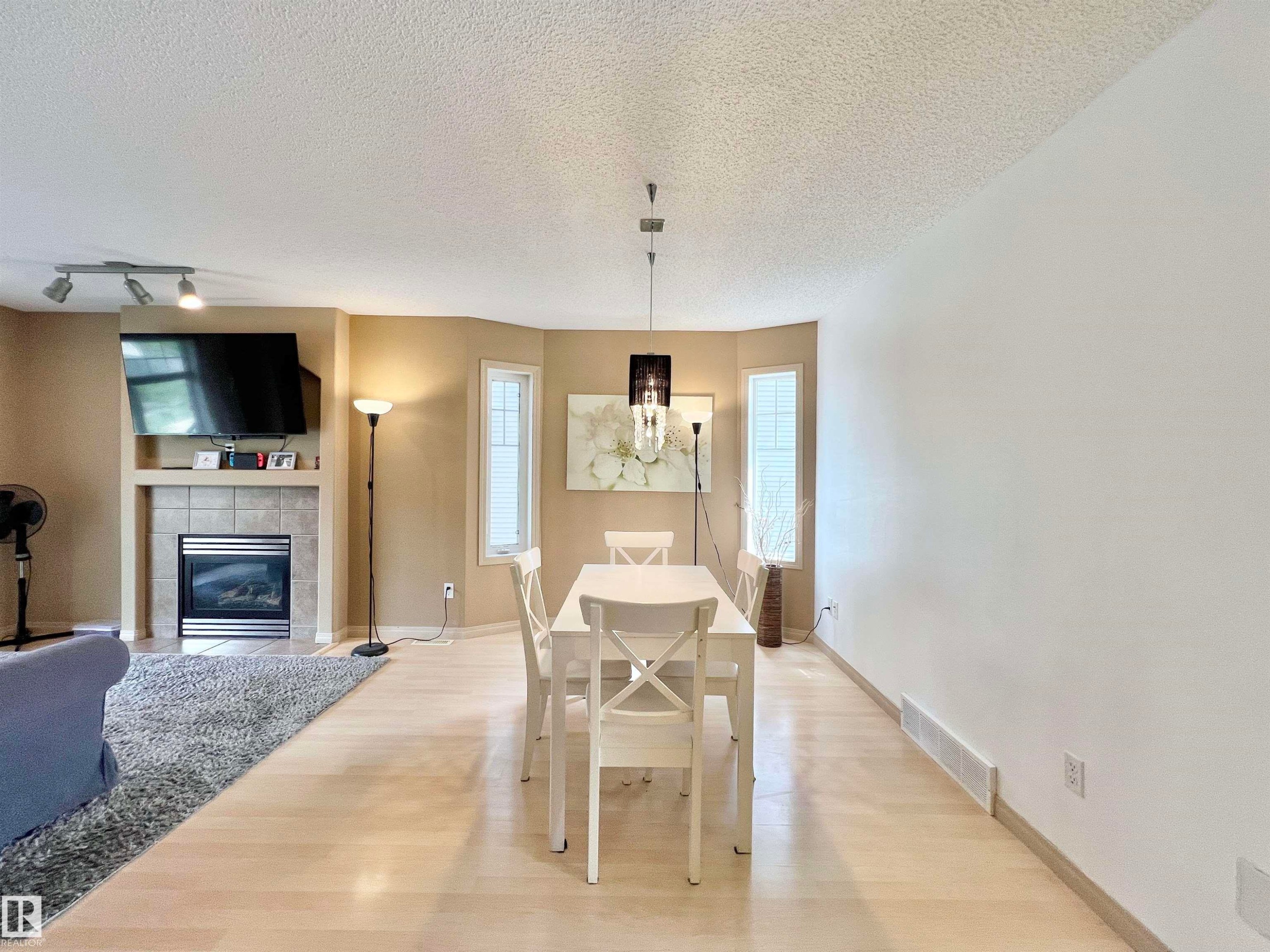 8 4755 Terwillegar Common, Edmonton, AB - Indoor With Fireplace