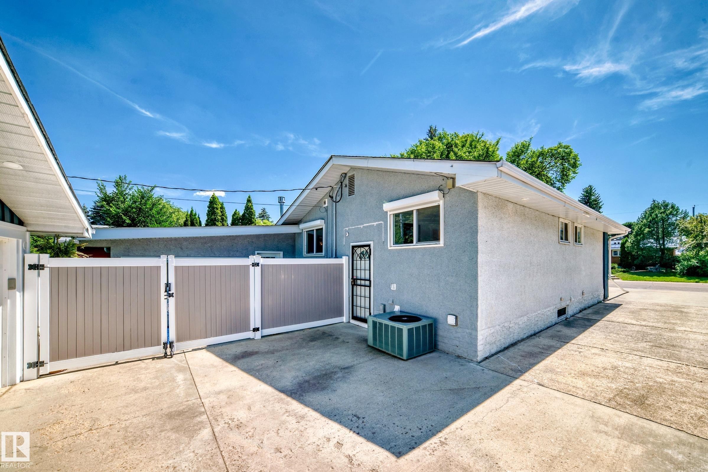 15226 81 Avenue, Edmonton, AB