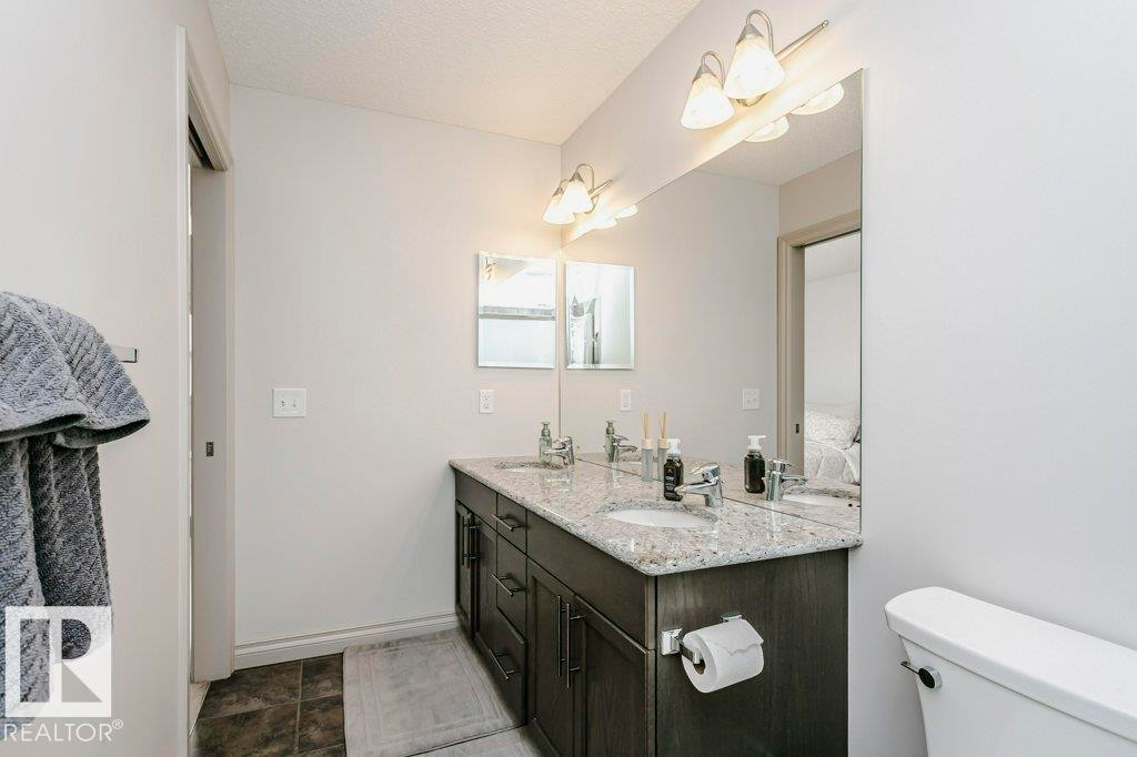 30 445 Brintnell Boulevard, Edmonton, AB - Indoor Photo Showing Bathroom