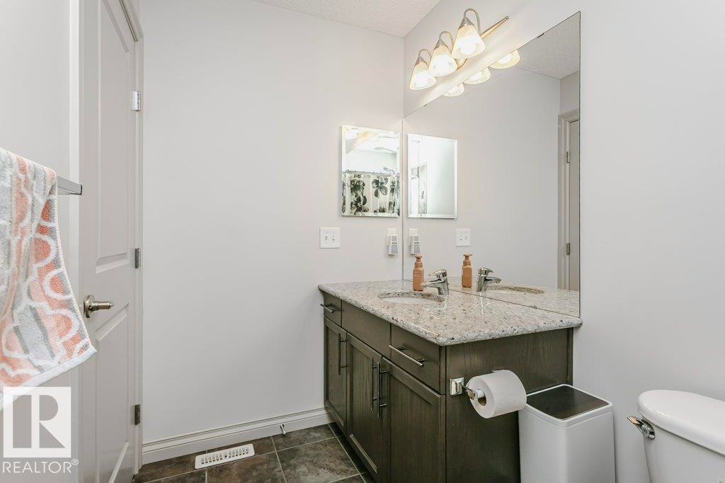30 445 Brintnell Boulevard, Edmonton, AB - Indoor Photo Showing Bathroom