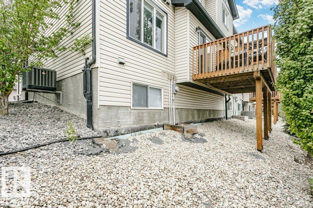 30 445 Brintnell Boulevard, Edmonton, AB - Outdoor