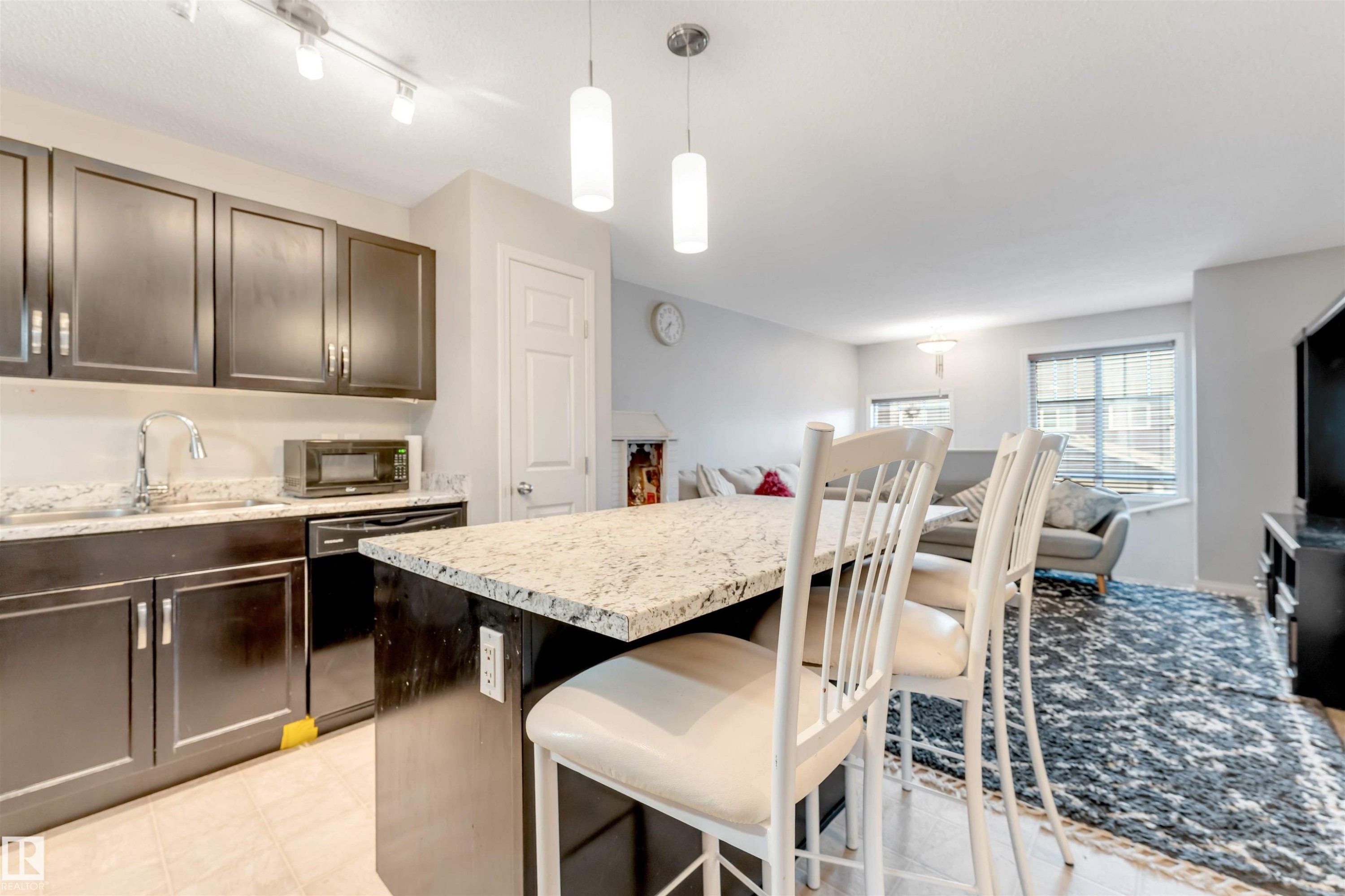 30 3305 Orchards Link, Edmonton, AB