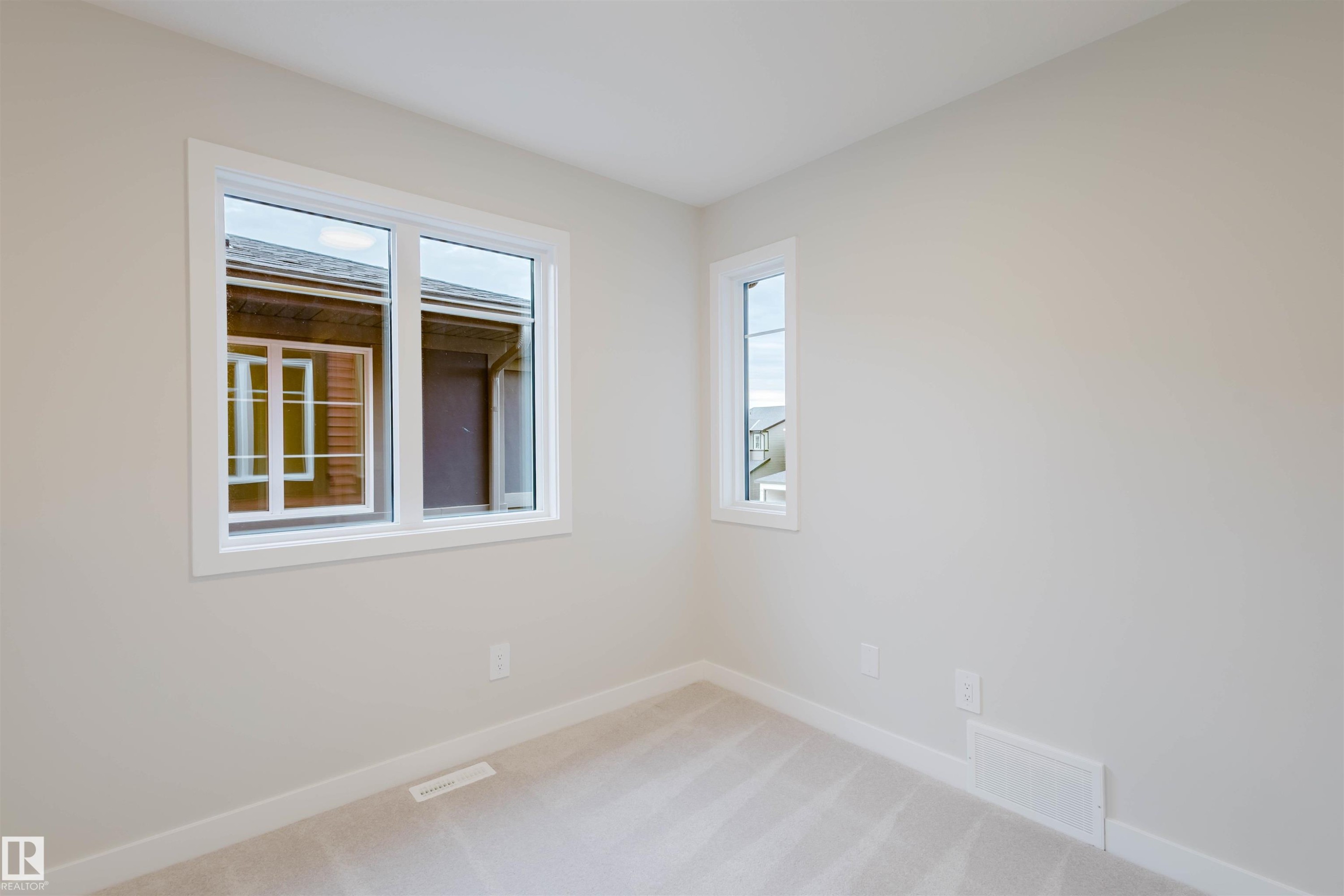 8298 Kiriak Loop, Edmonton, AB