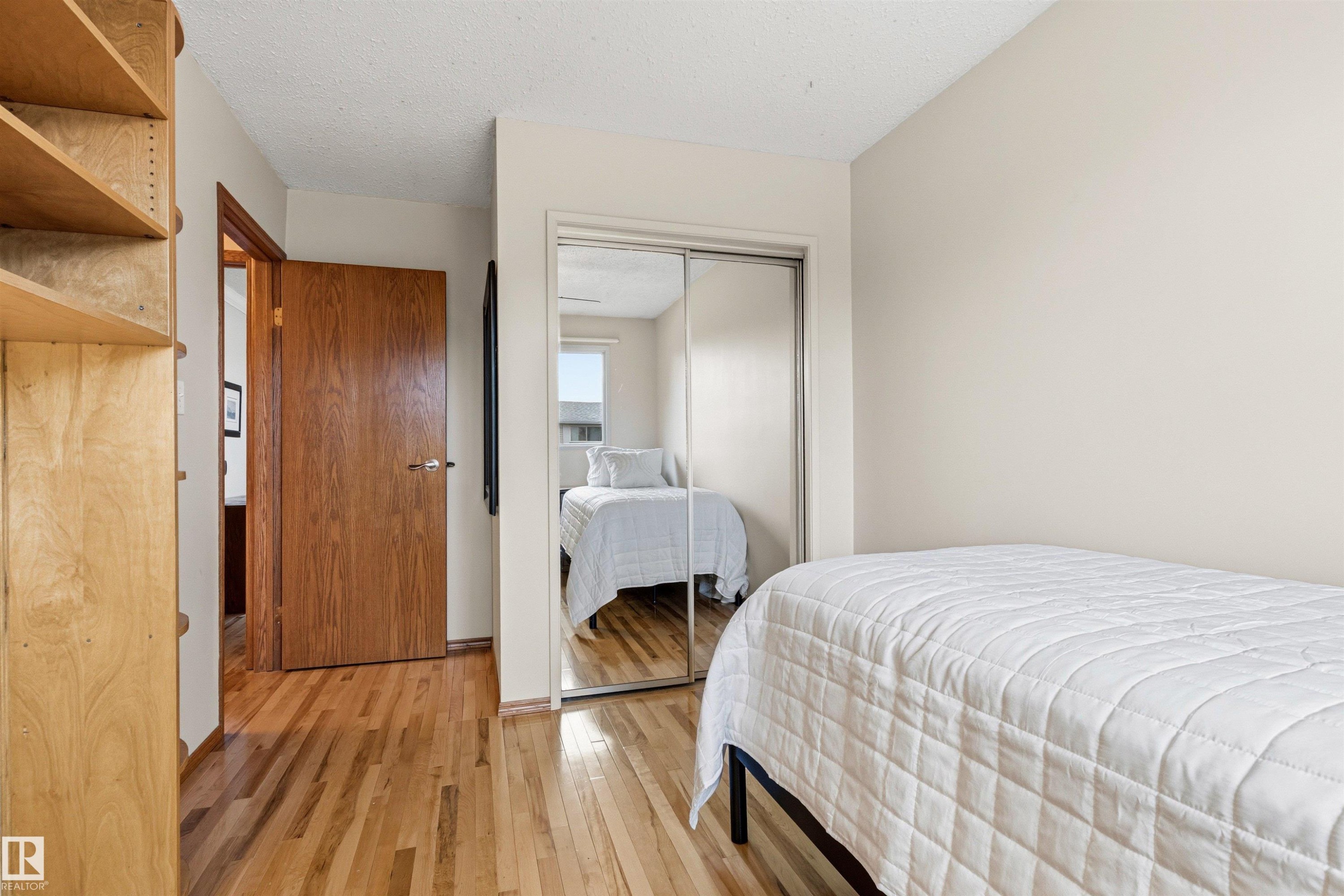 11014 163A Avenue, Edmonton, AB