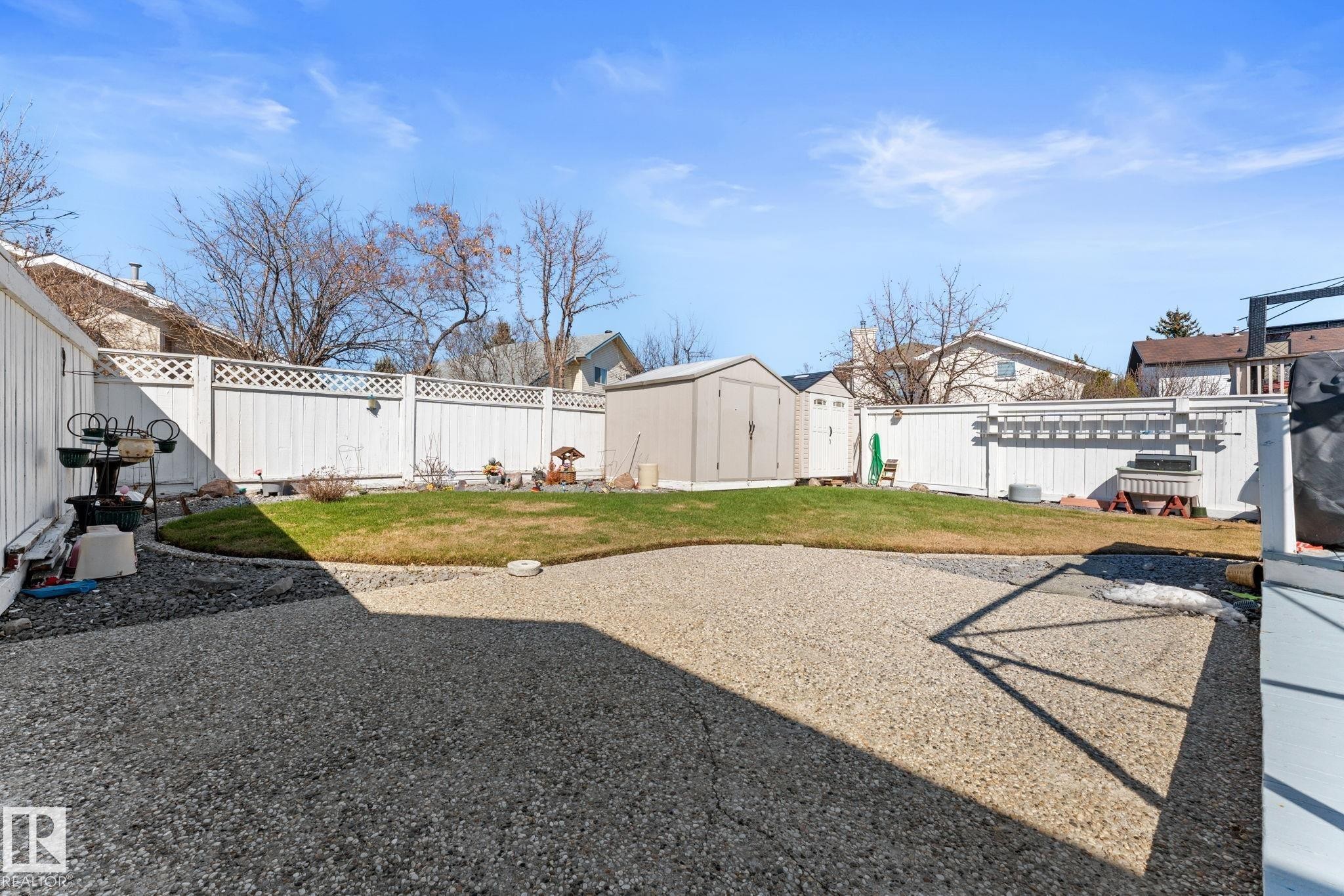 13308 155 Avenue Nw, Edmonton, AB - Outdoor