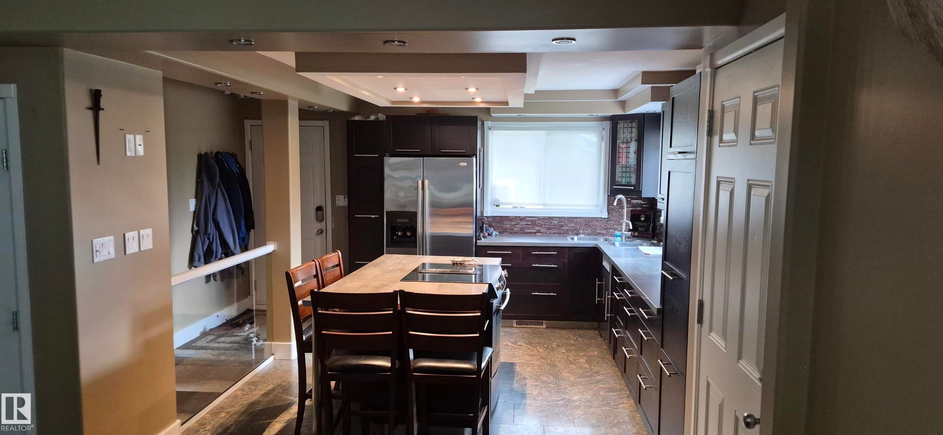 Kitchen - 10523 105 Street, Westlock, AB