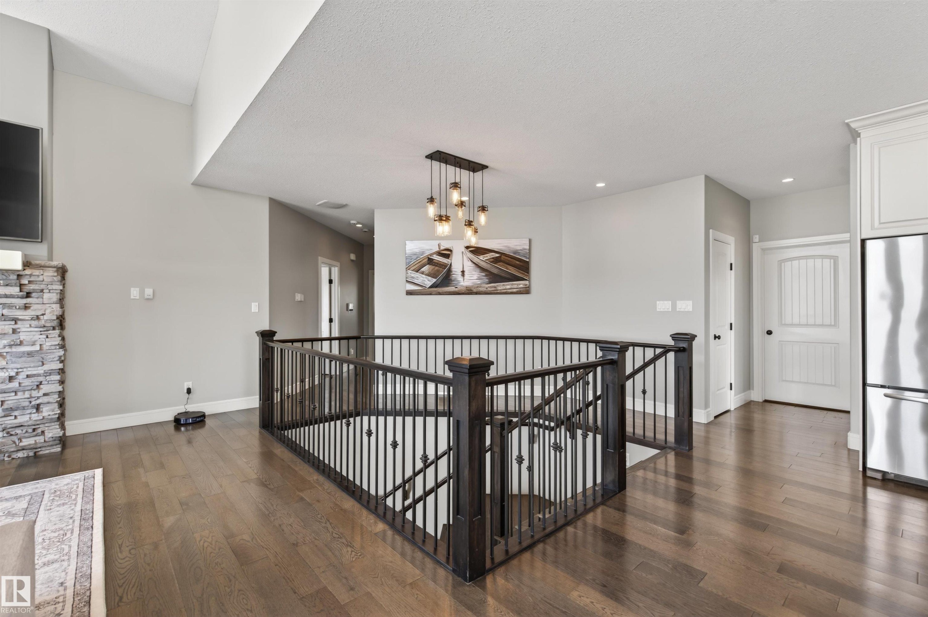 1609 Horseshoe Bay, Cold Lake, AB - Indoor Photo Showing Other Room