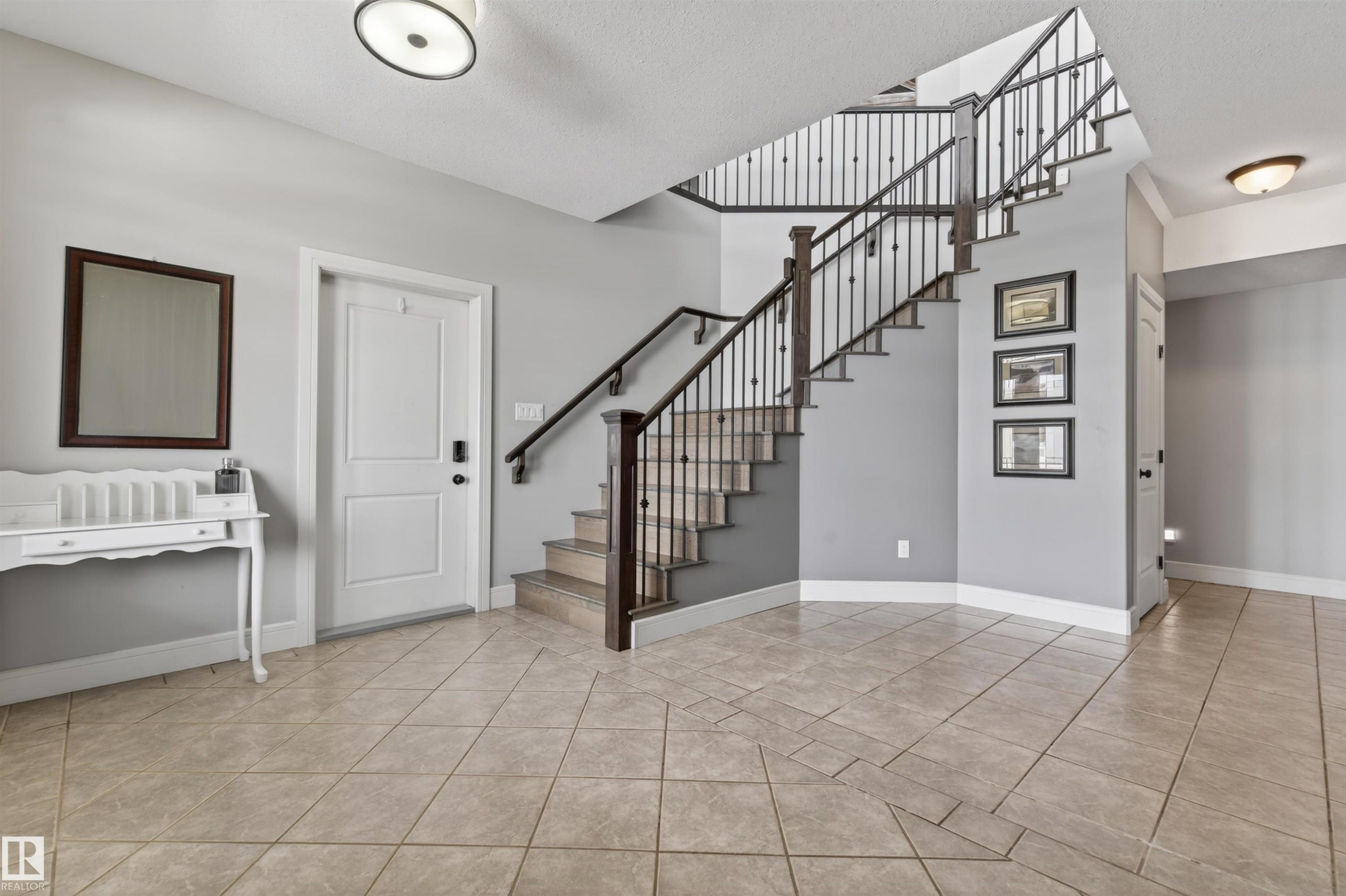 1609 Horseshoe Bay, Cold Lake, AB - Indoor Photo Showing Other Room