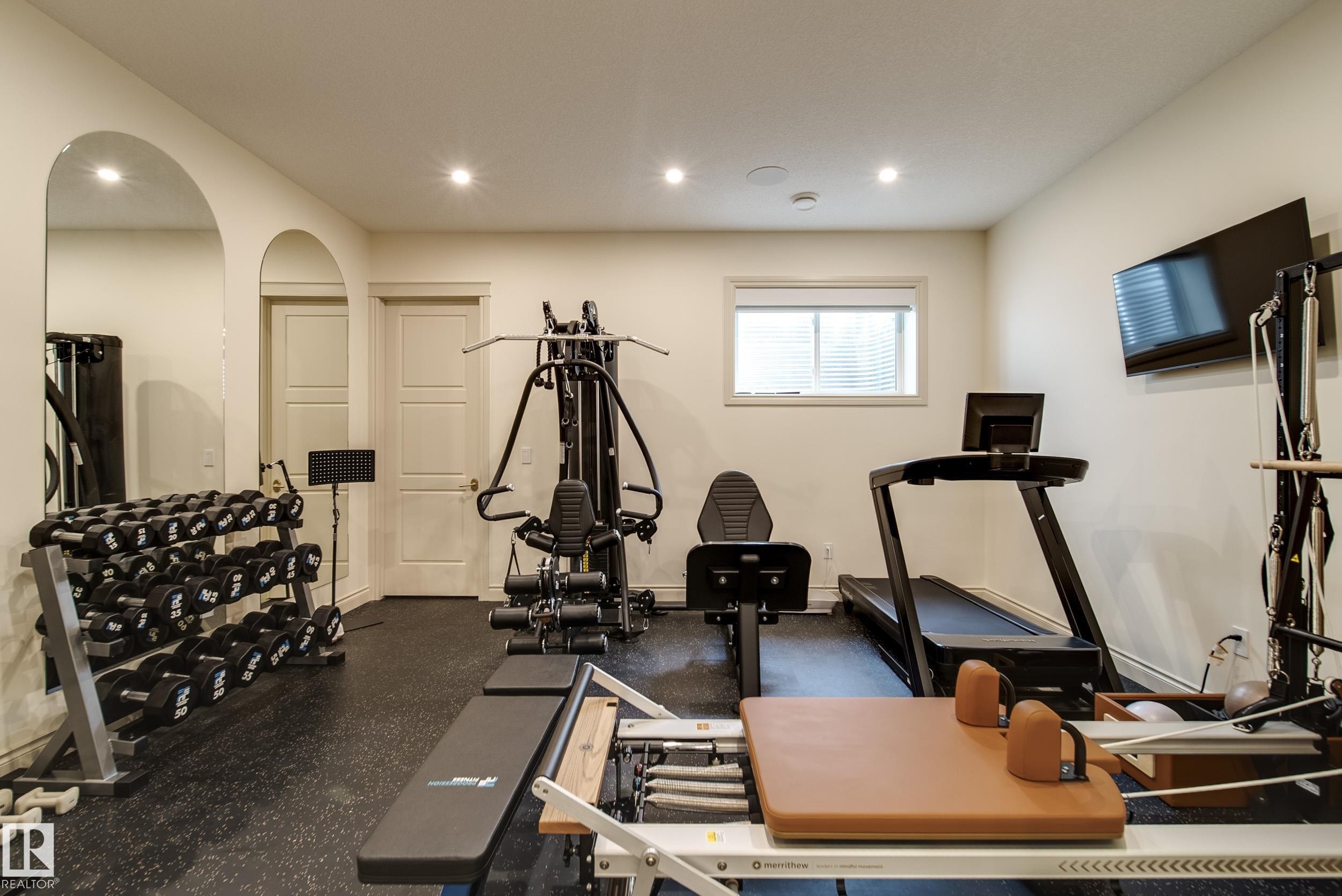 7308 Ada Boulevard, Edmonton, AB