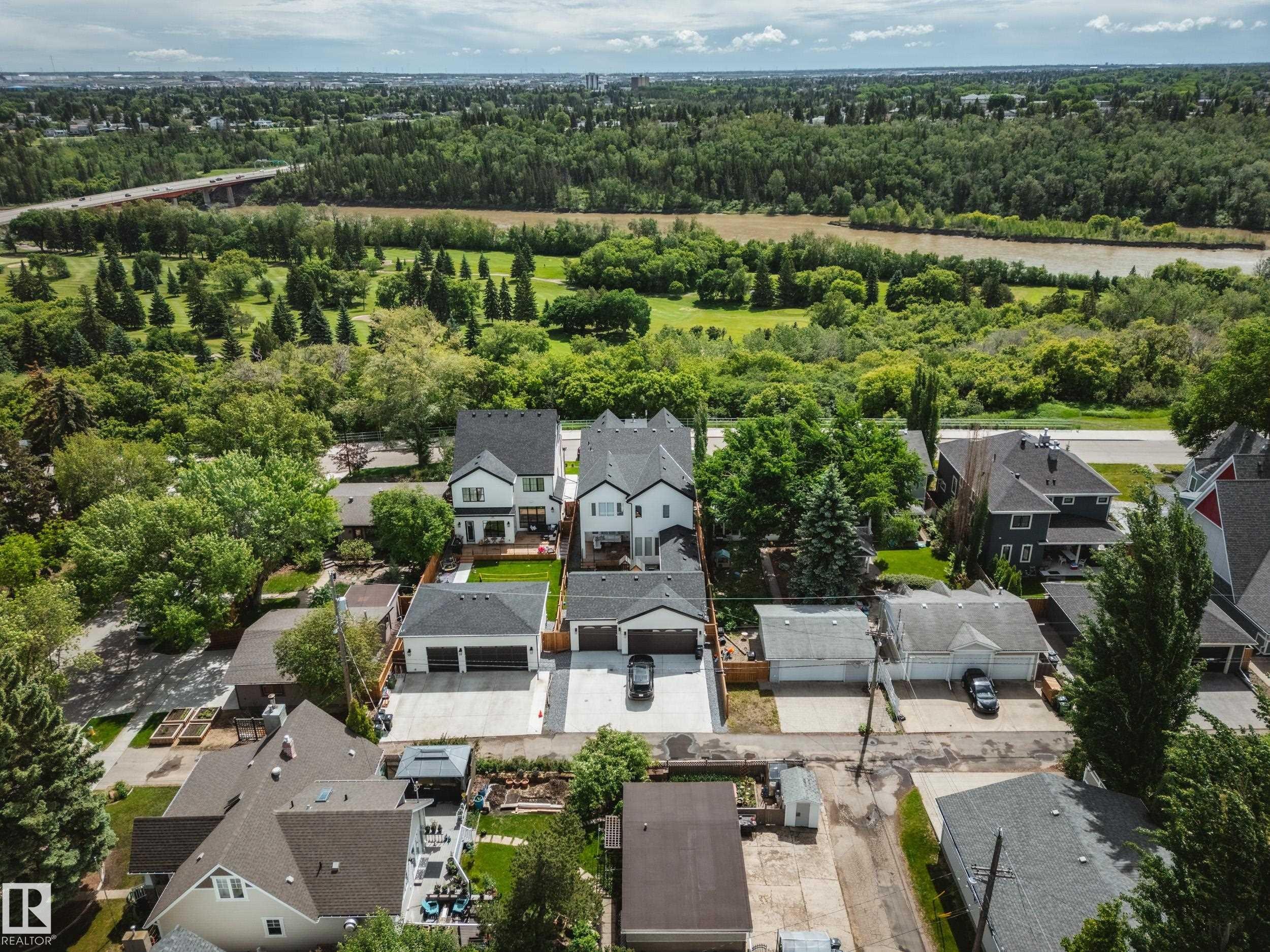 7308 Ada Boulevard, Edmonton, AB