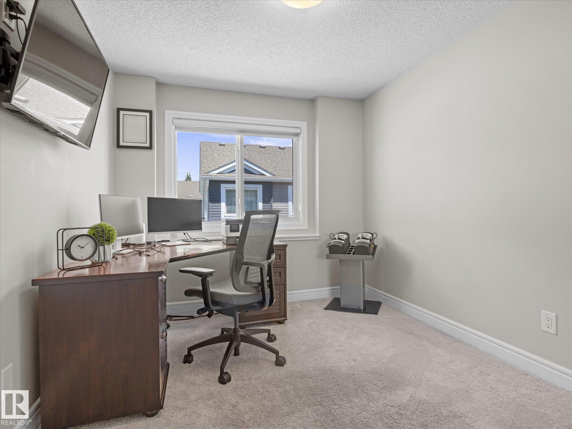 16 330 Bulyea Road, Edmonton, AB