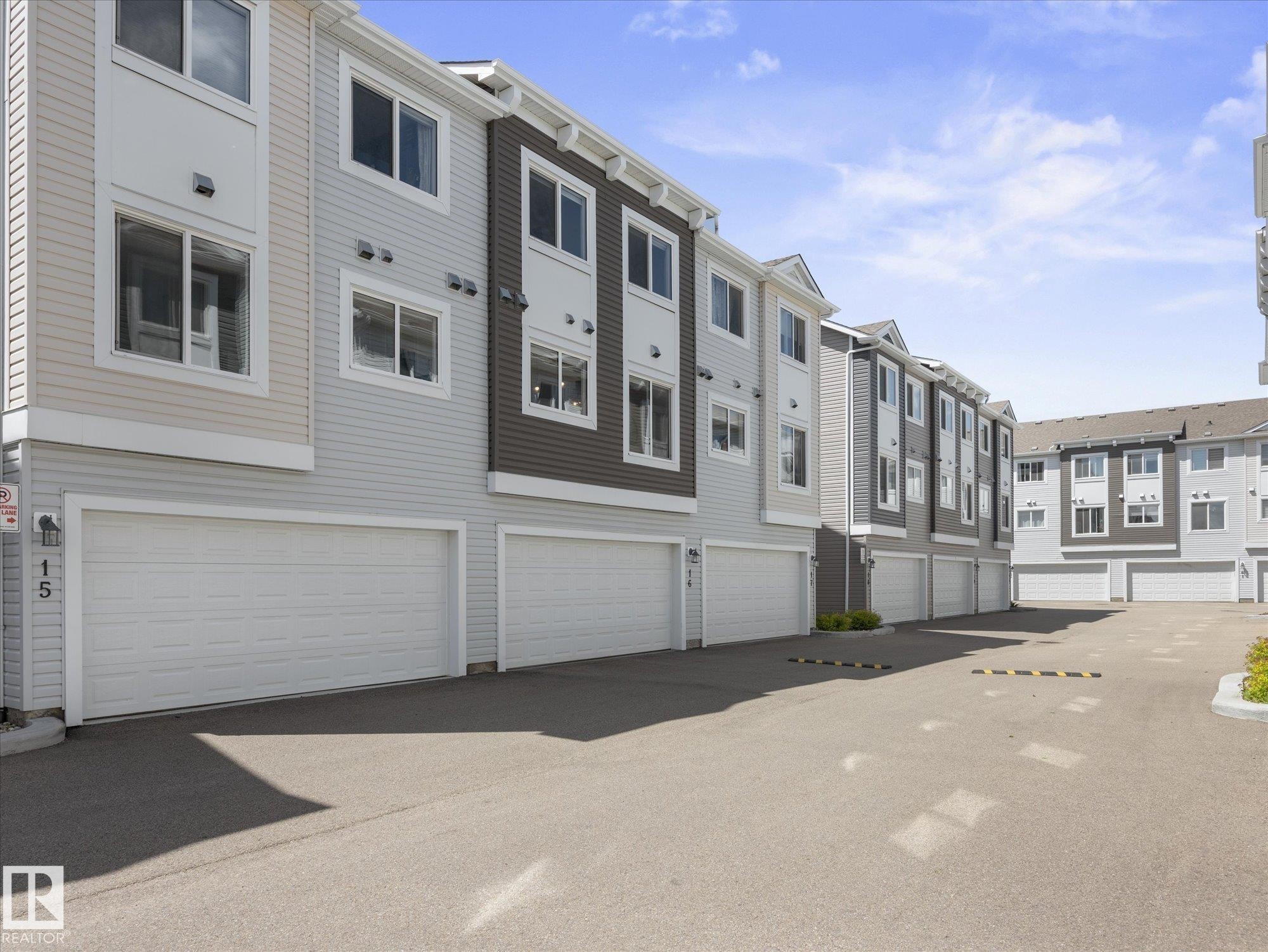 16 330 Bulyea Road, Edmonton, AB