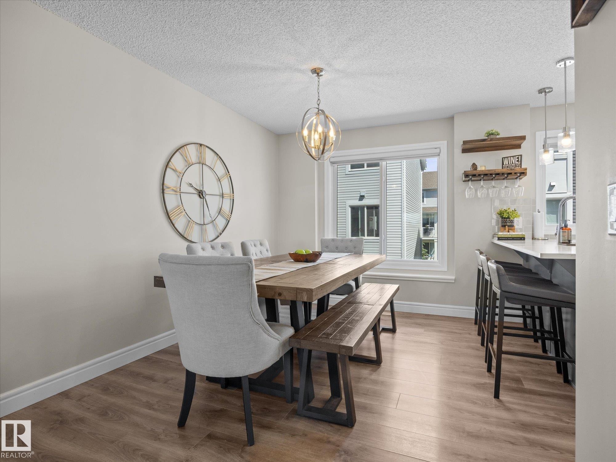 16 330 Bulyea Road, Edmonton, AB