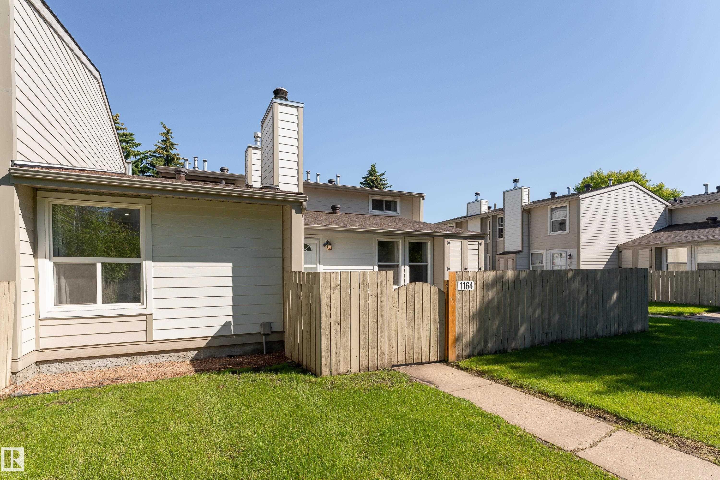 1164 Knottwood Road E, Edmonton, AB
