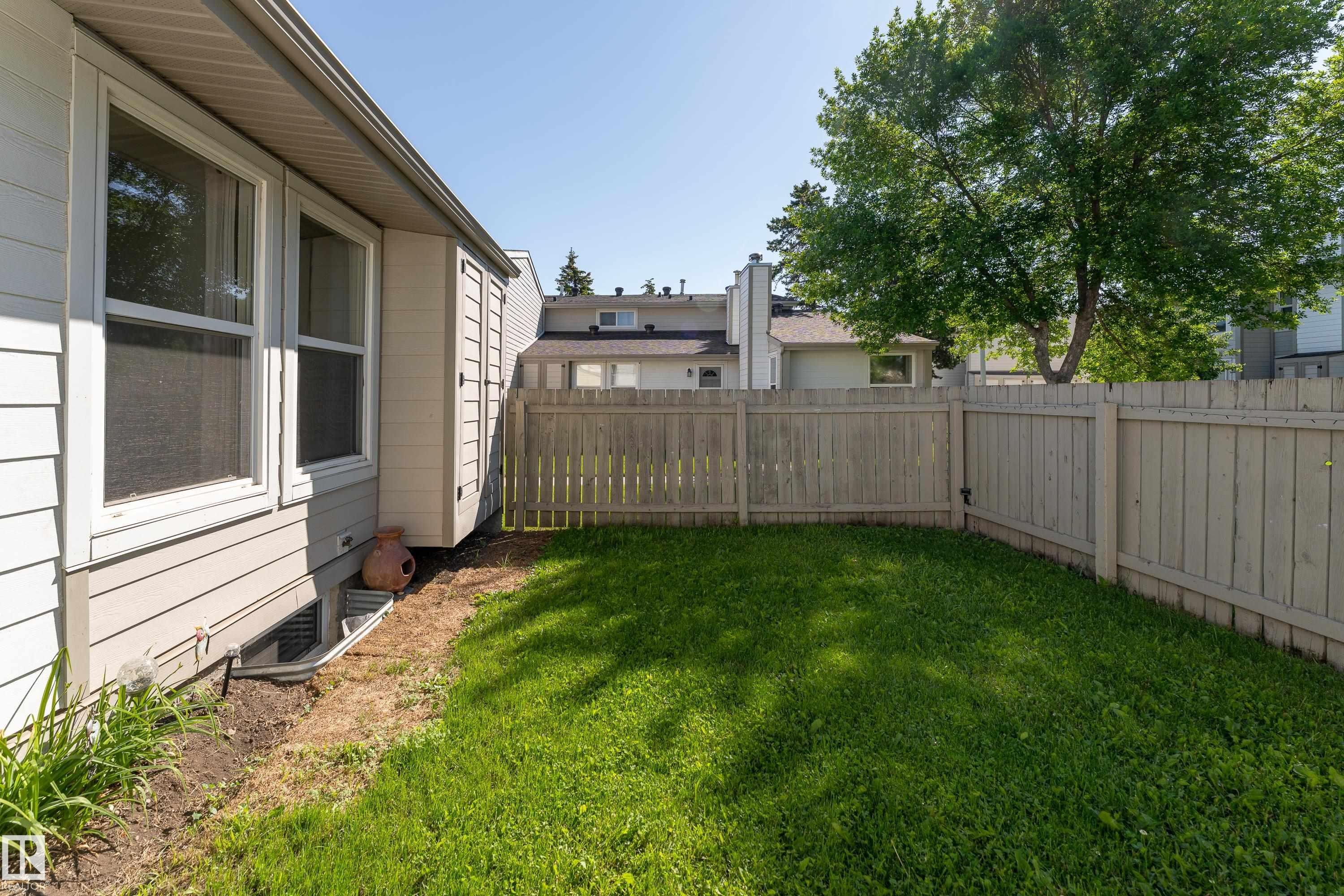 1164 Knottwood Road E, Edmonton, AB