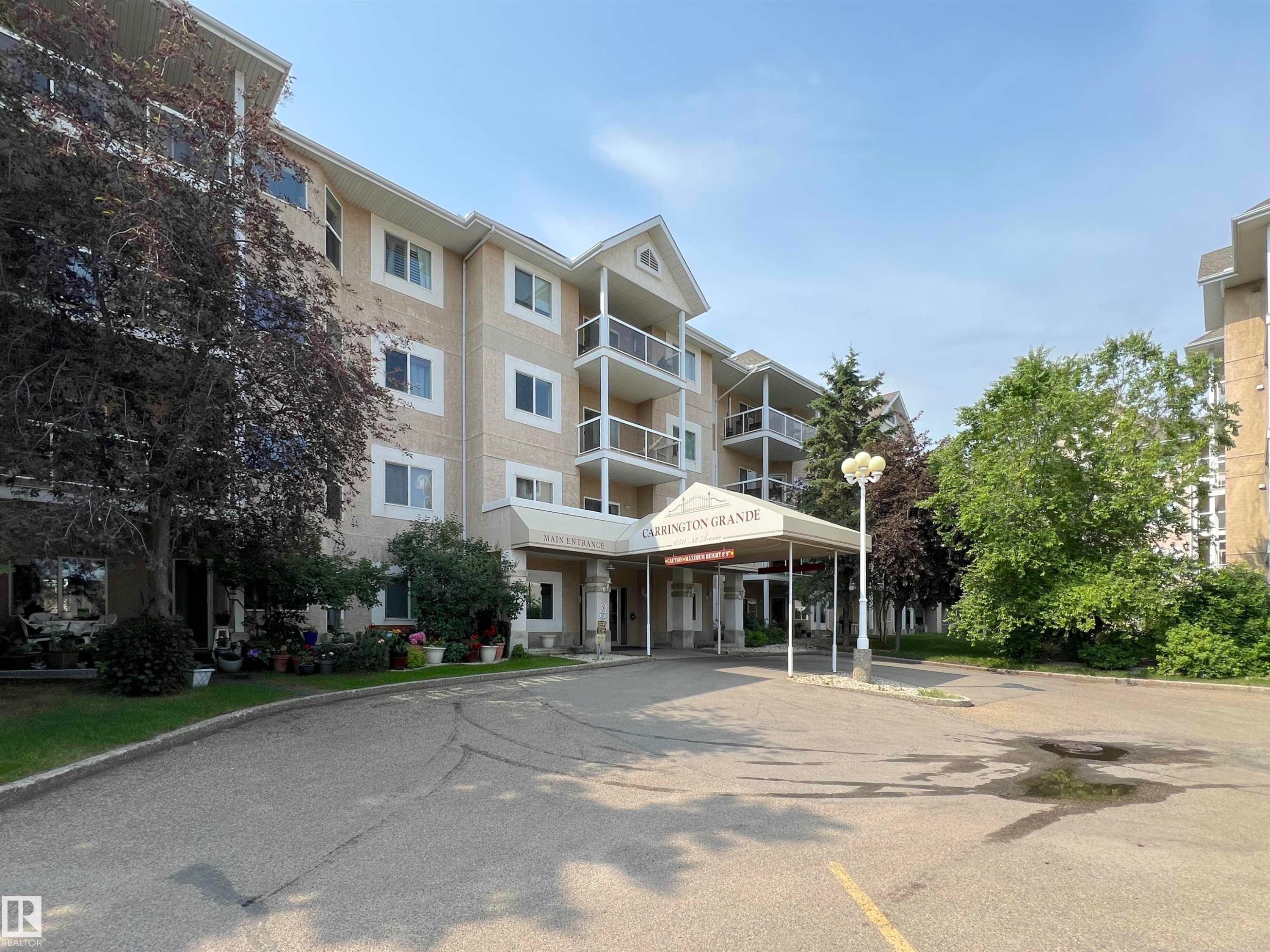 110 10511 42 Avenue, Edmonton, AB
