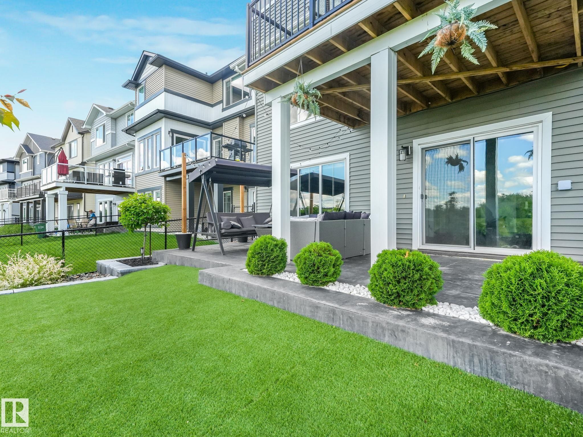7151 Edgemont Way Nw, Edmonton, AB - Outdoor With Facade