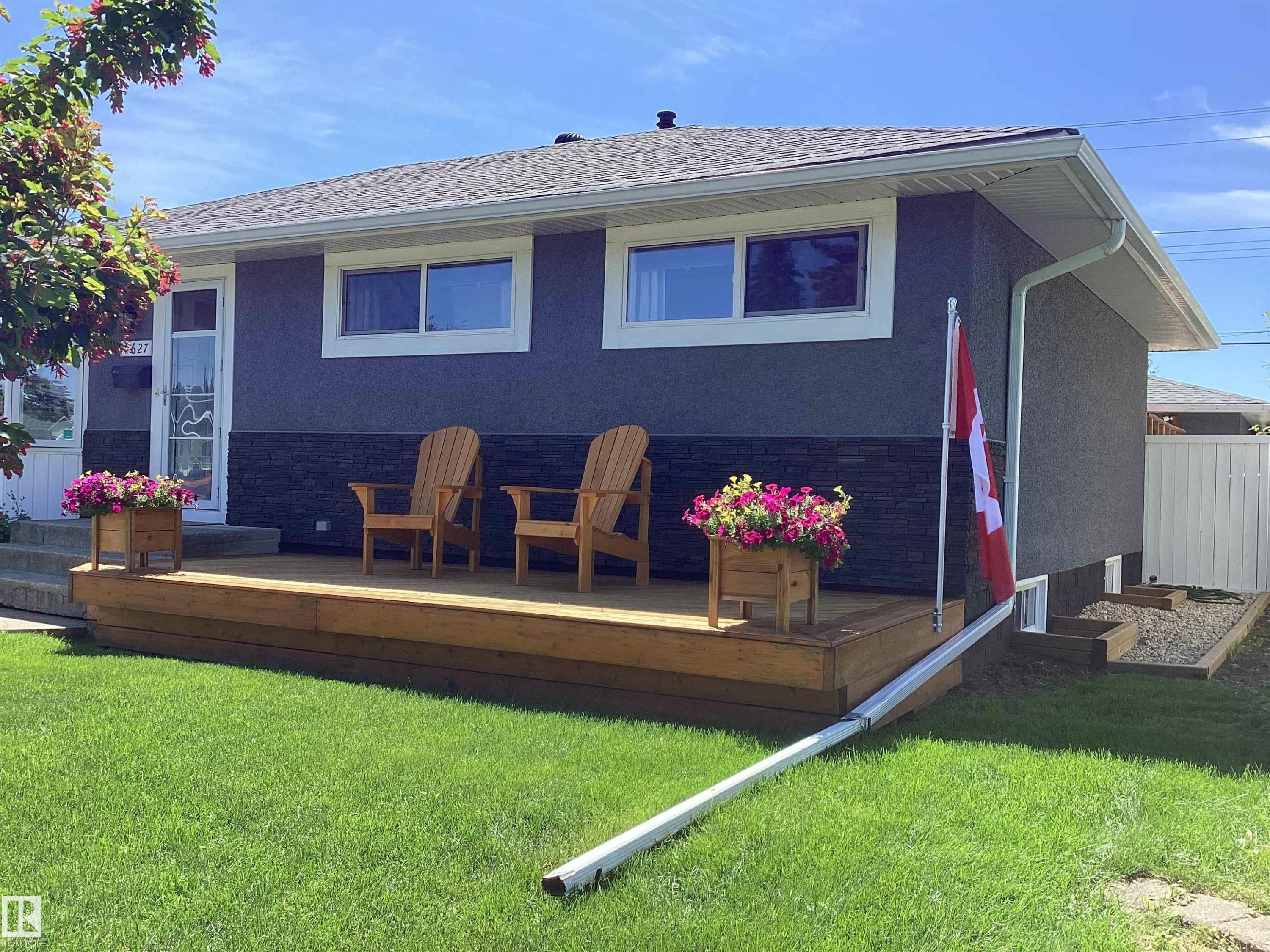 15627 83 Avenue, Edmonton, AB
