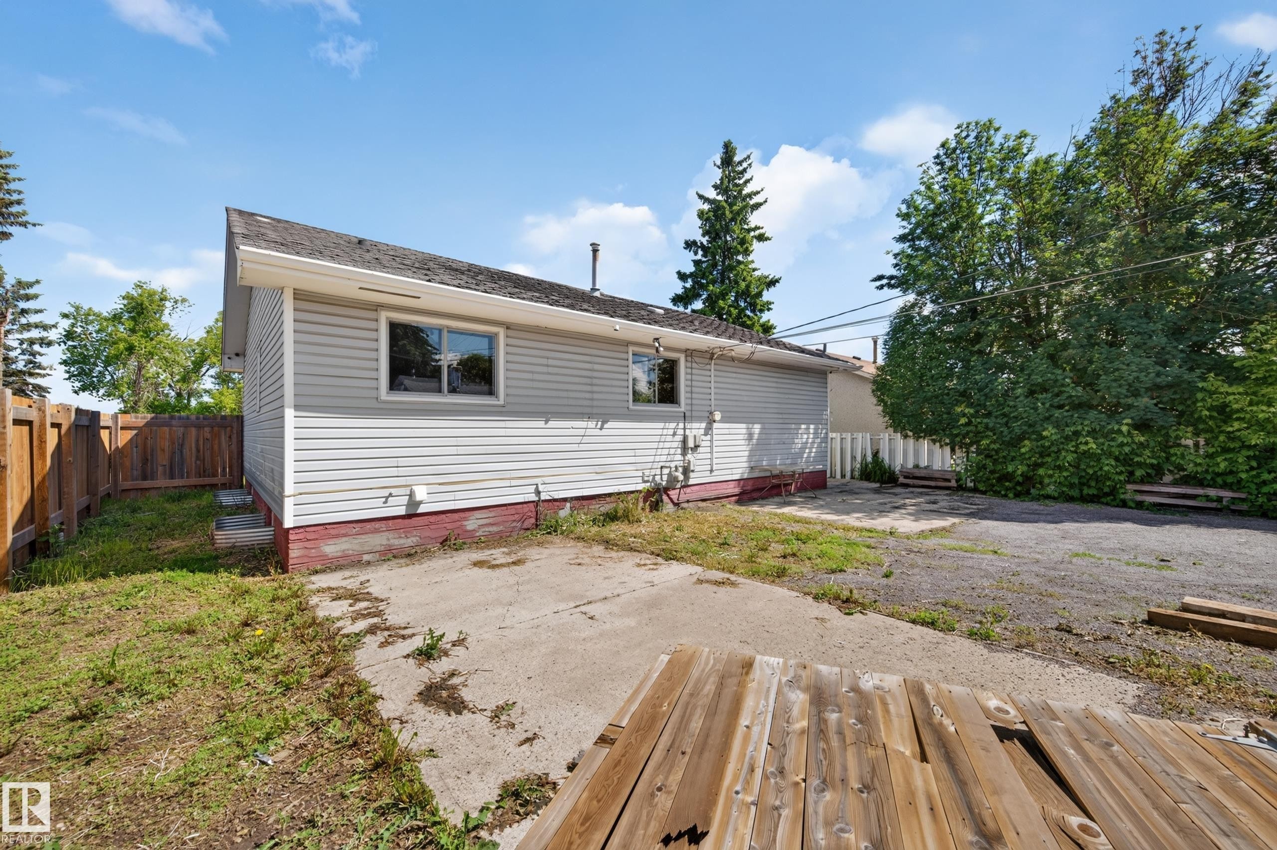 4311 105A Avenue, Edmonton, AB