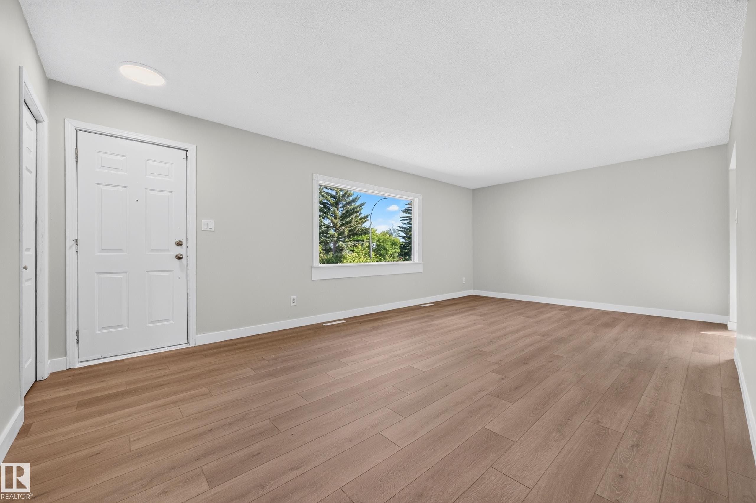 4311 105A Avenue, Edmonton, AB