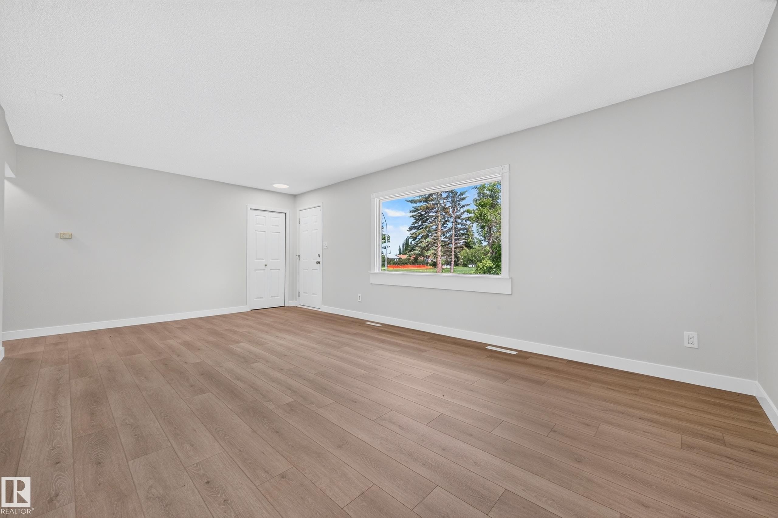 4311 105A Avenue, Edmonton, AB