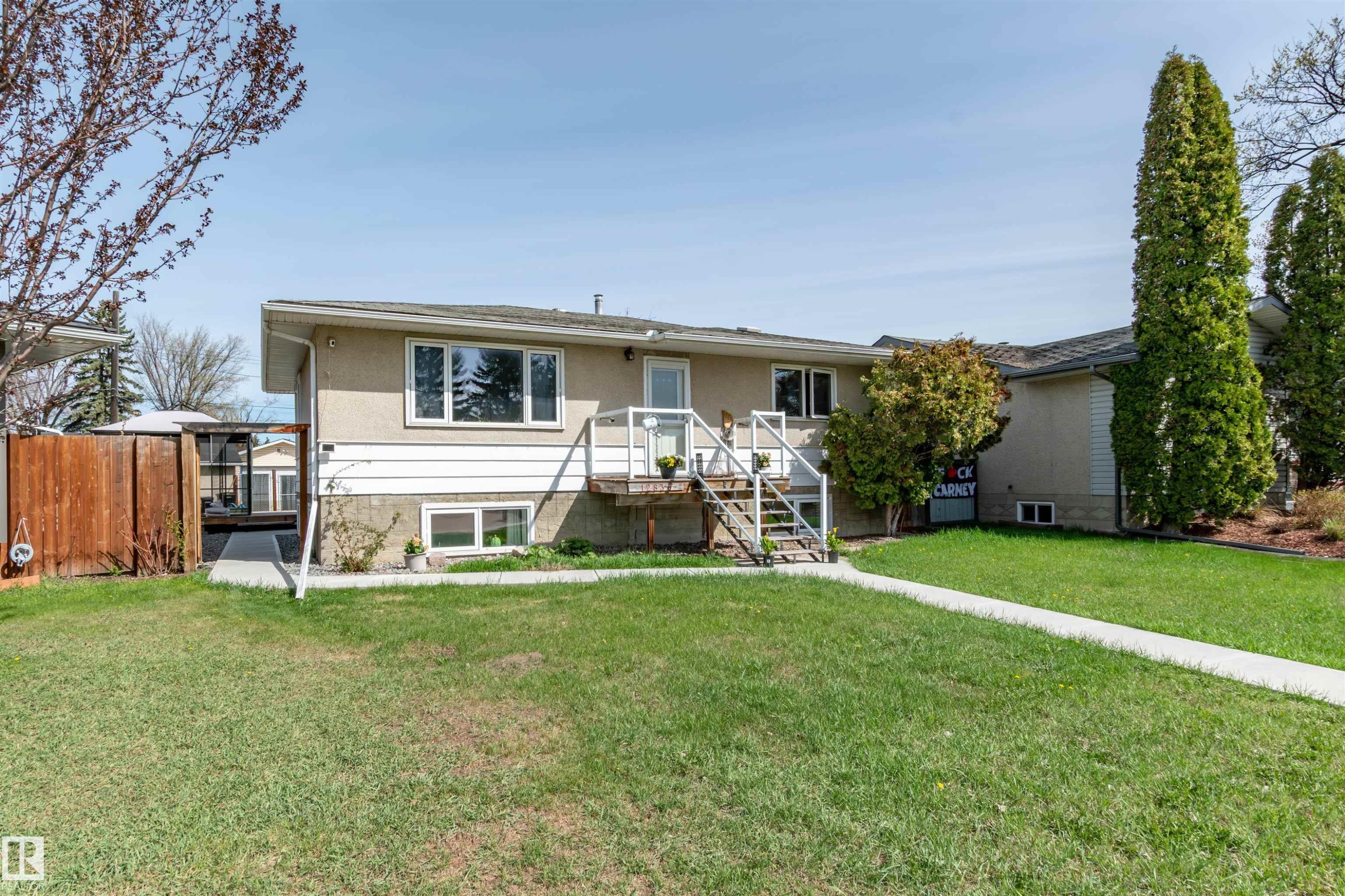12836 107 Street, Edmonton, AB