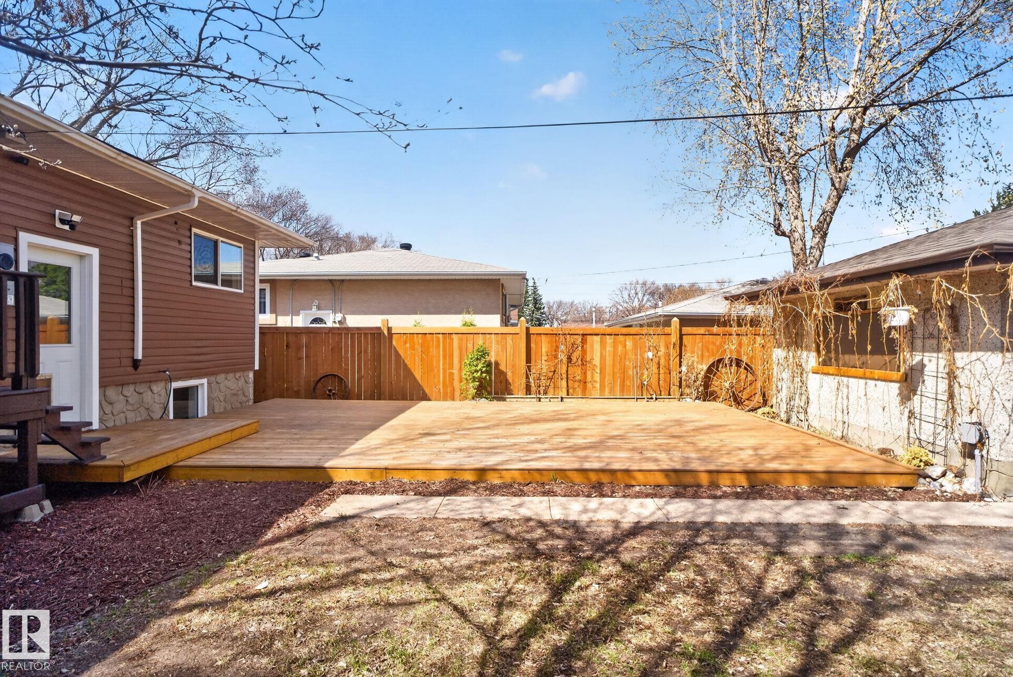 10409 83 Street, Edmonton, AB