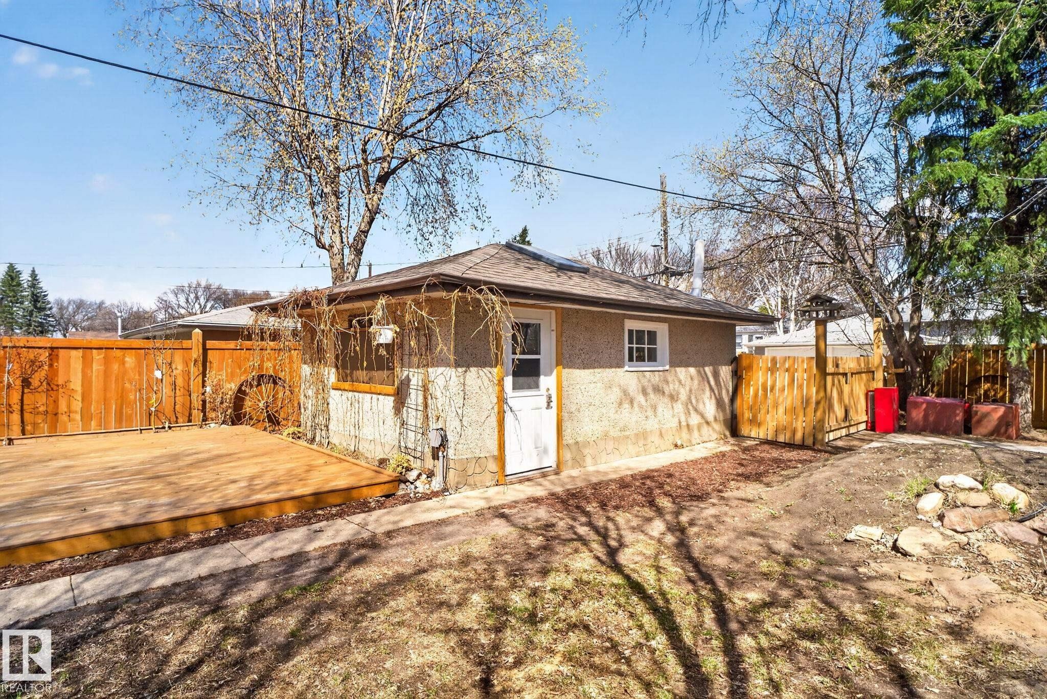 10409 83 Street, Edmonton, AB