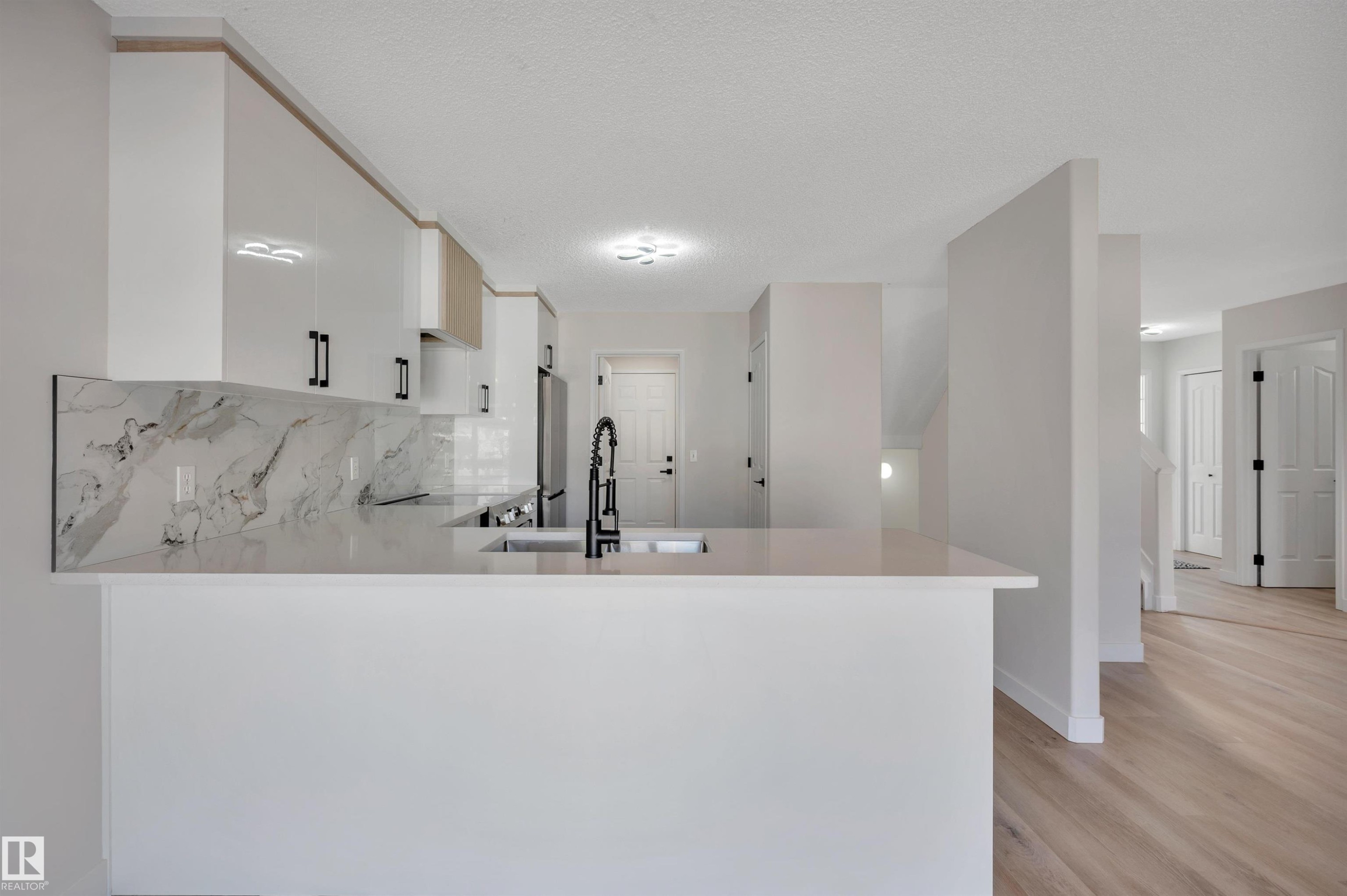 4124 37A Avenue, Edmonton, AB