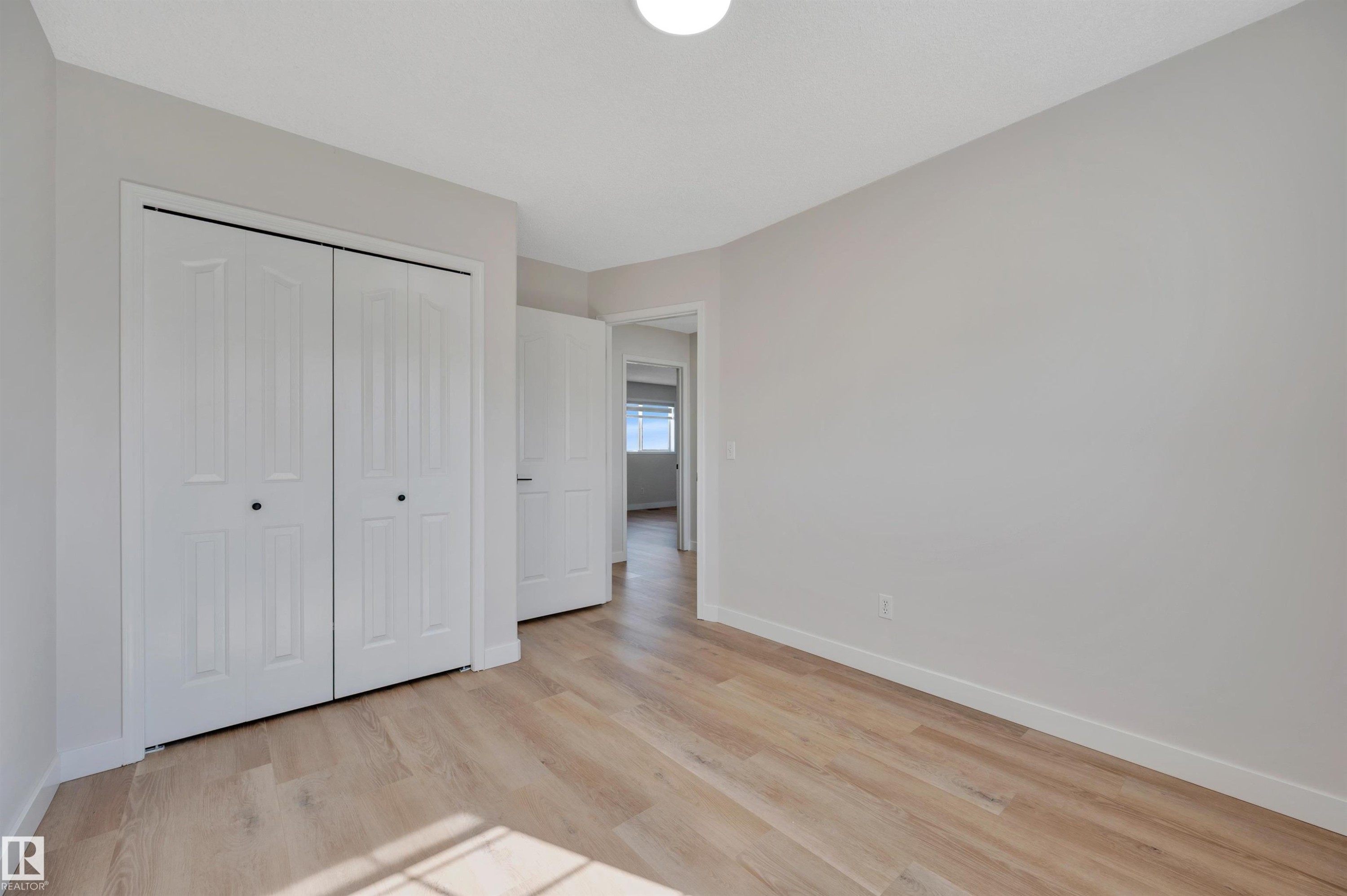 4124 37A Avenue, Edmonton, AB