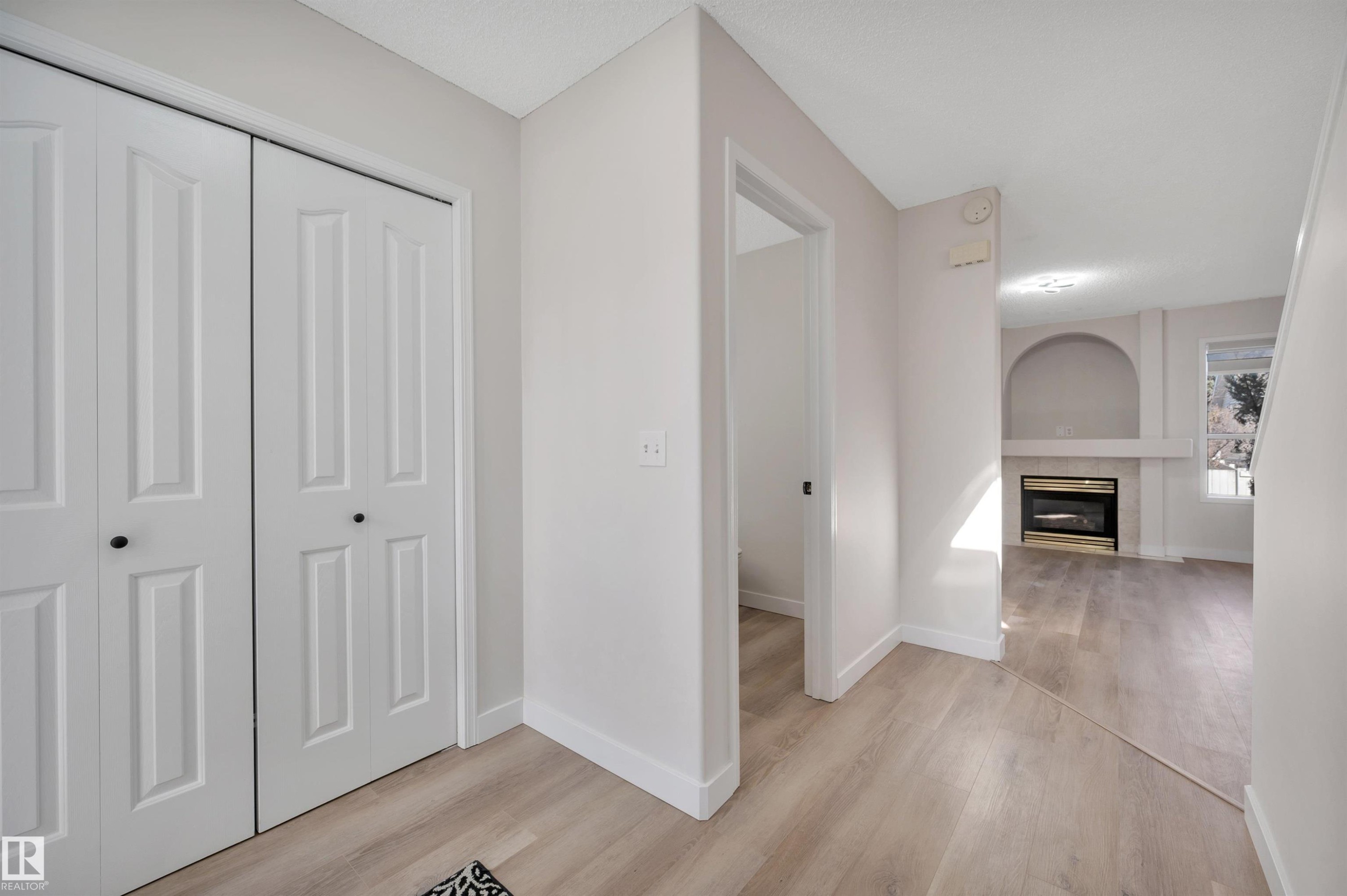 4124 37A Avenue, Edmonton, AB