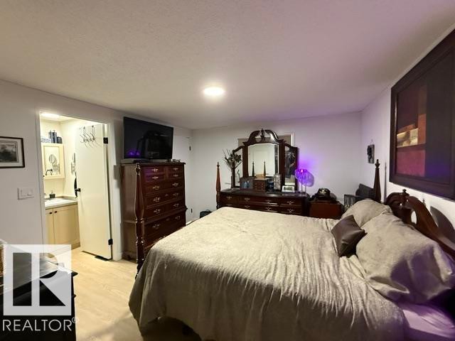 36 Ridgeway Drive, Edmonton, AB