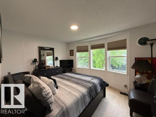 36 Ridgeway Drive, Edmonton, AB