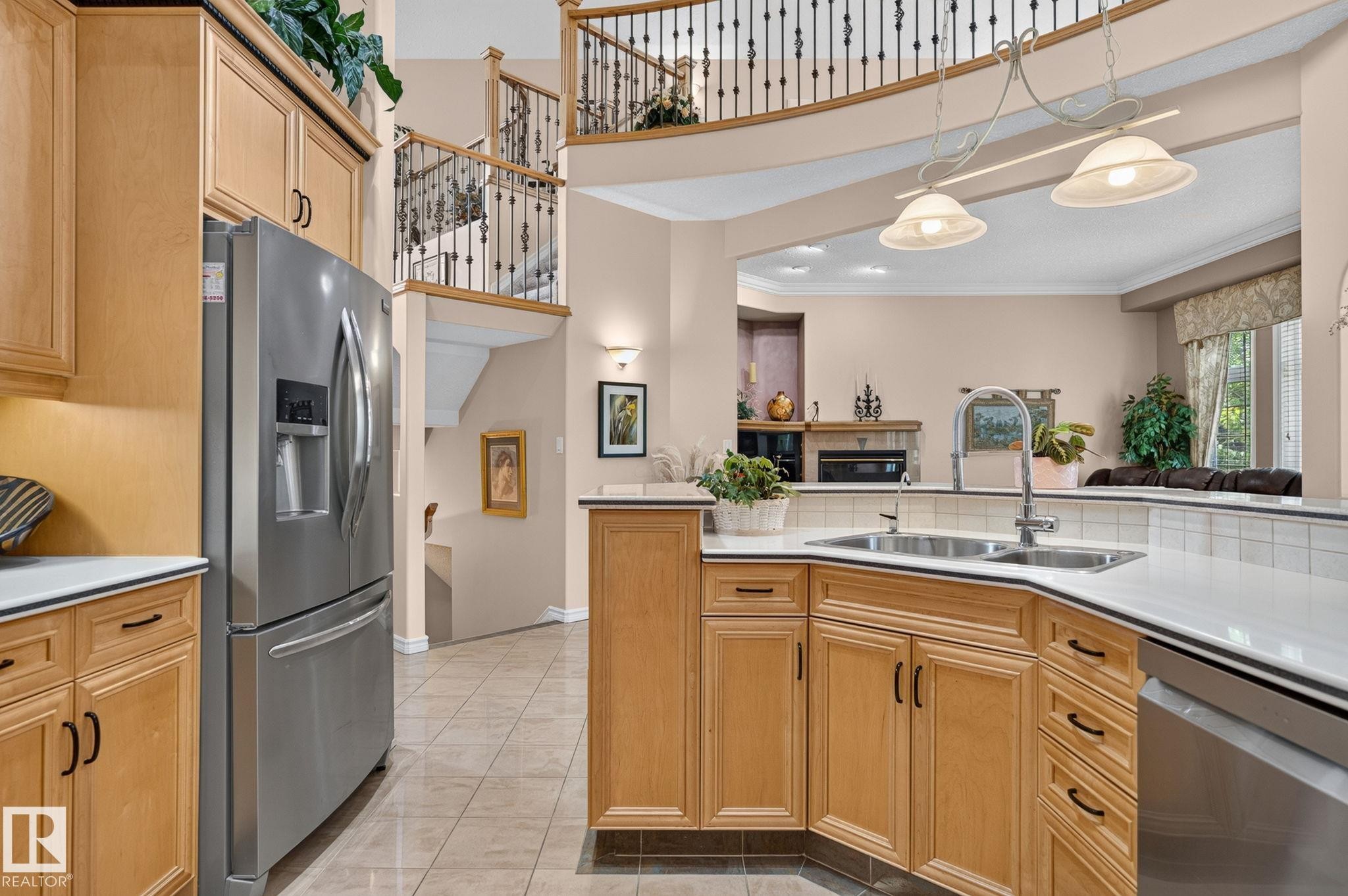 6 Prestige Point Nw, Edmonton, AB