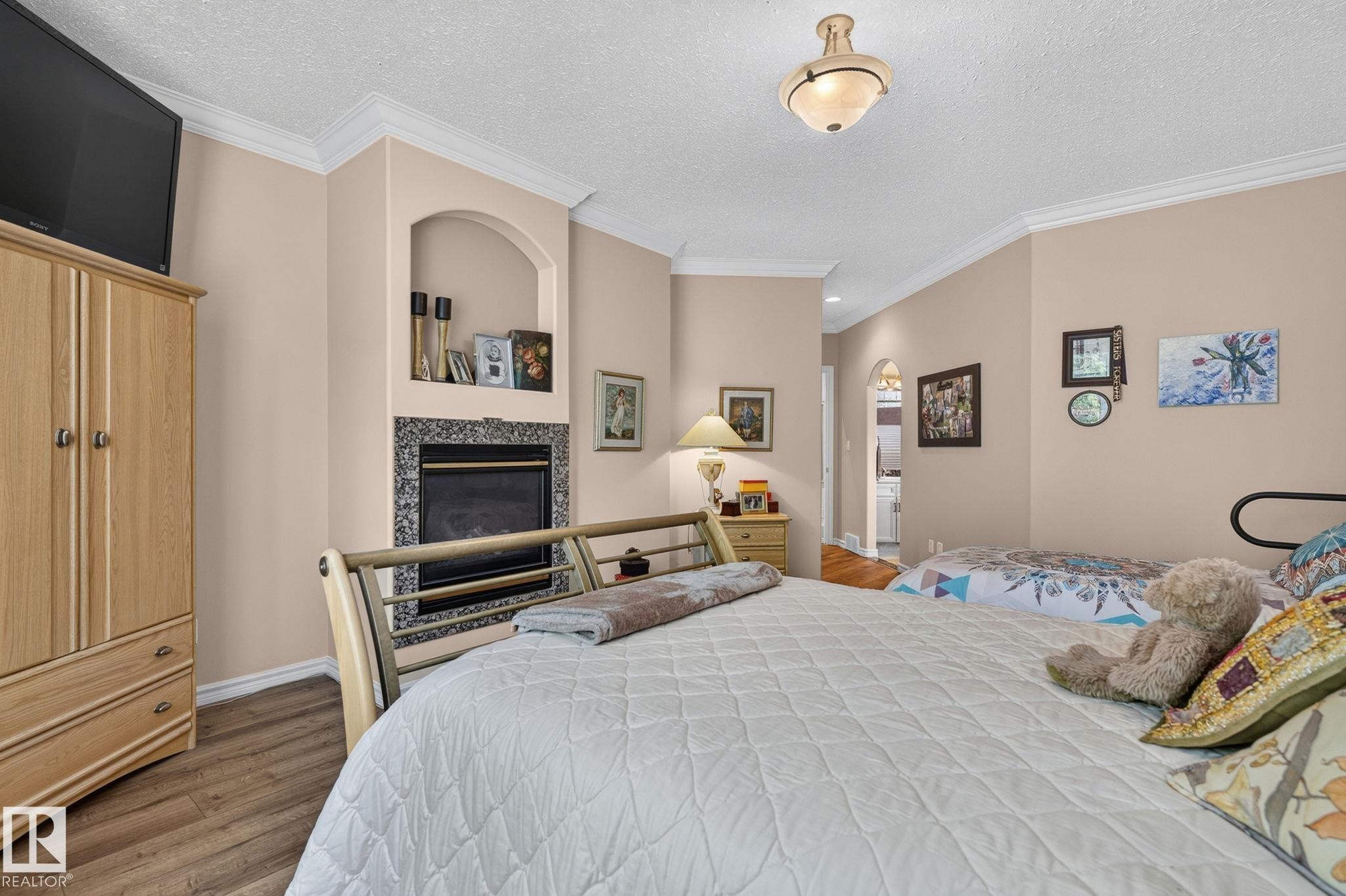 6 Prestige Point Nw, Edmonton, AB