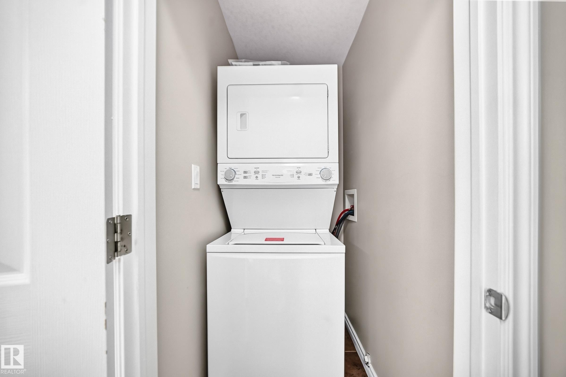 12124 122 Street, Edmonton, AB
