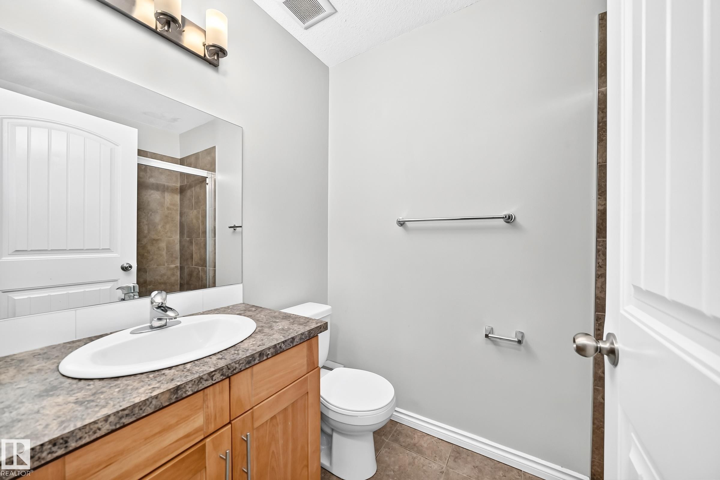 12124 122 Street, Edmonton, AB