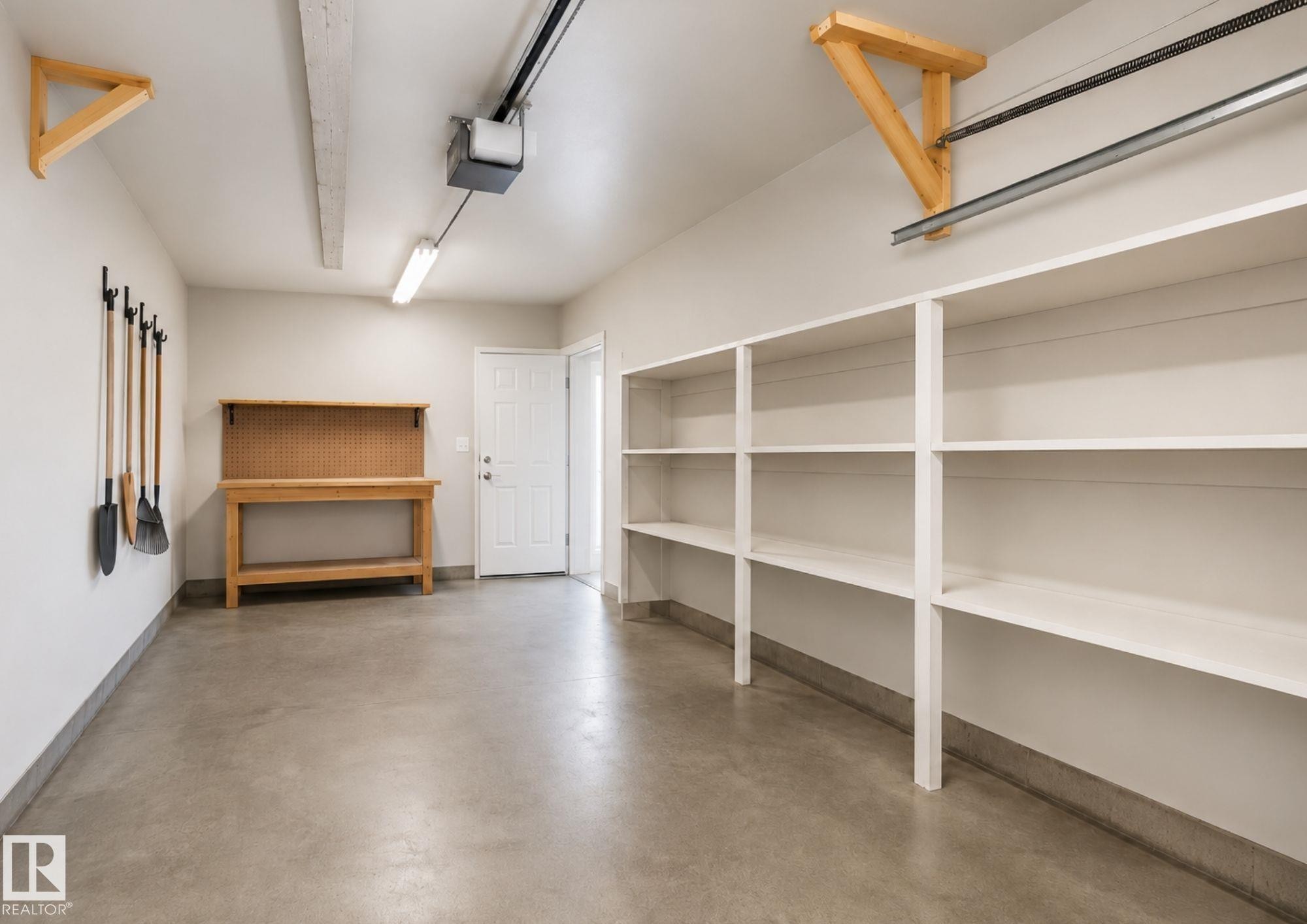 372 Evergreen Park Northwest, Edmonton, AB - Indoor