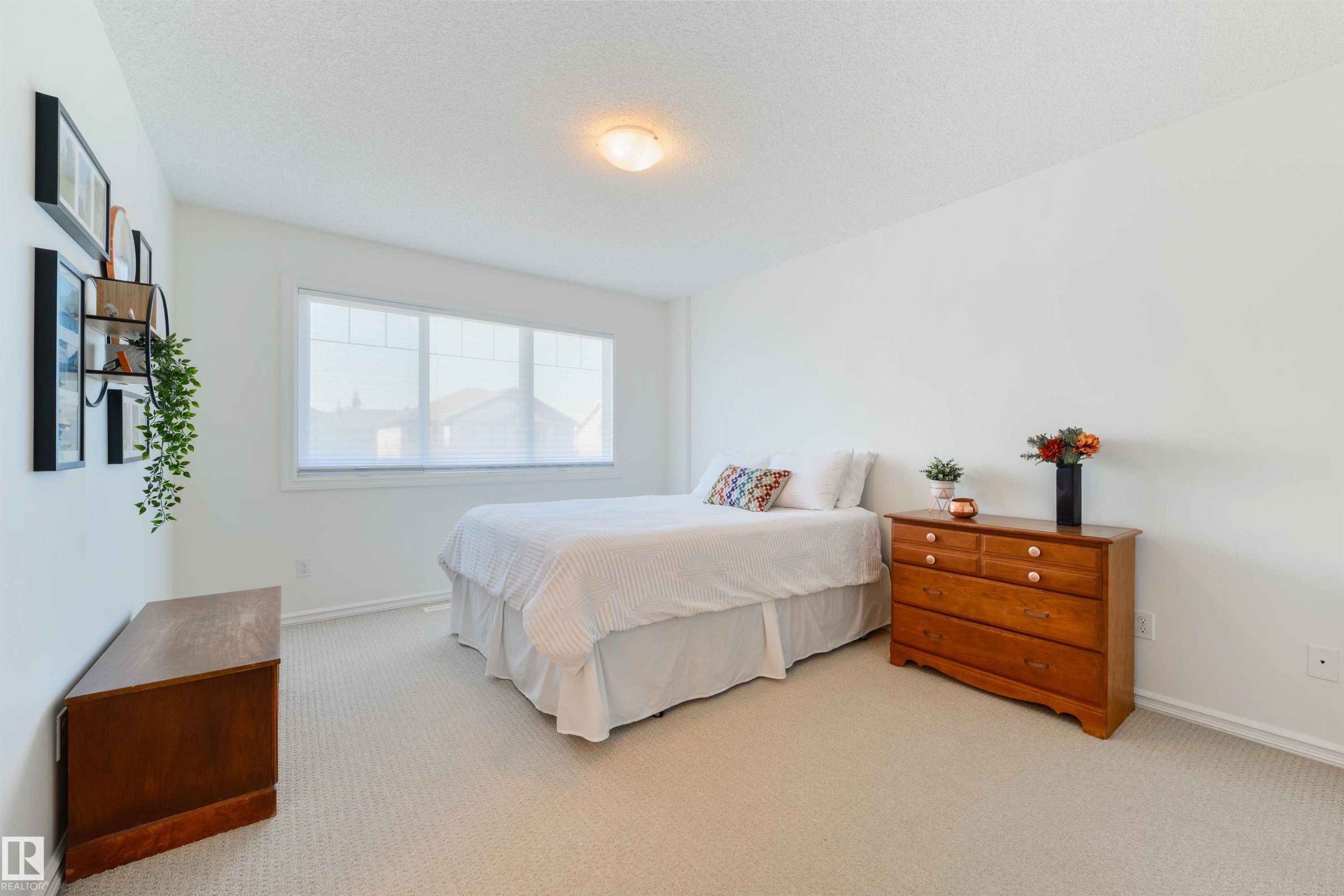 2340 Casselman Crescent, Edmonton, AB