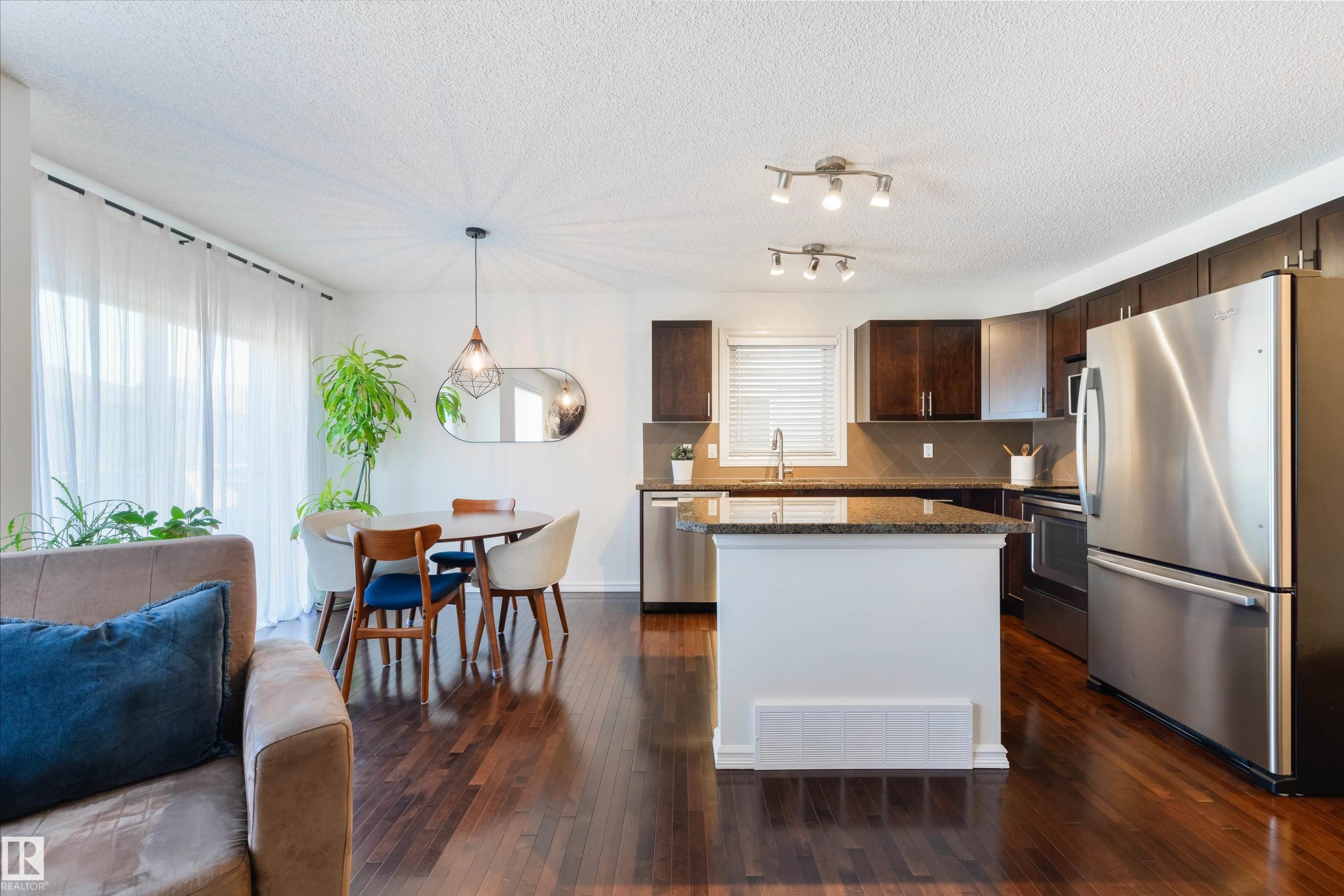 2340 Casselman Crescent, Edmonton, AB
