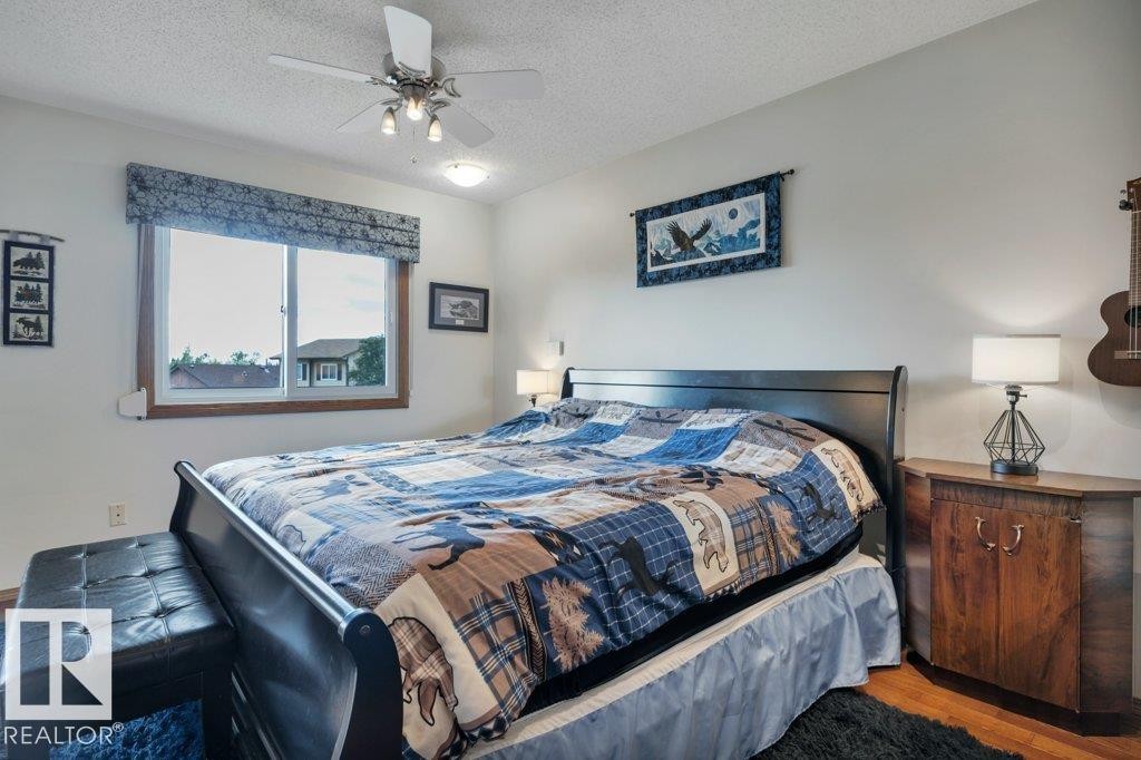 17927 92A Street Nw, Edmonton, AB