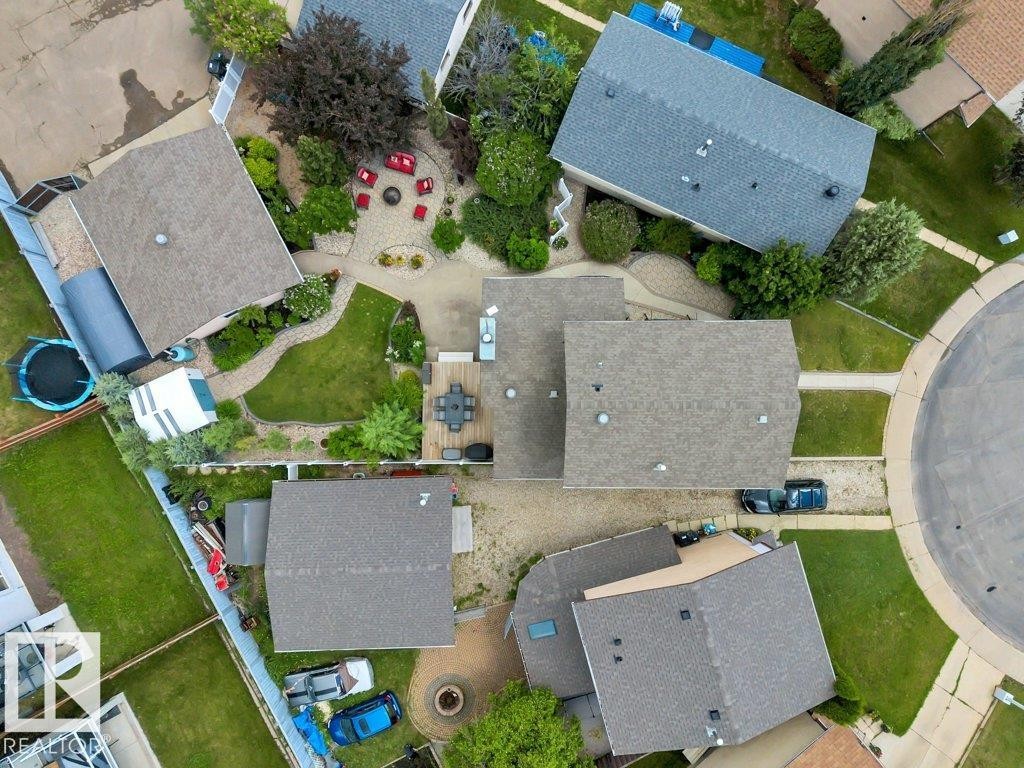 17927 92A Street Nw, Edmonton, AB