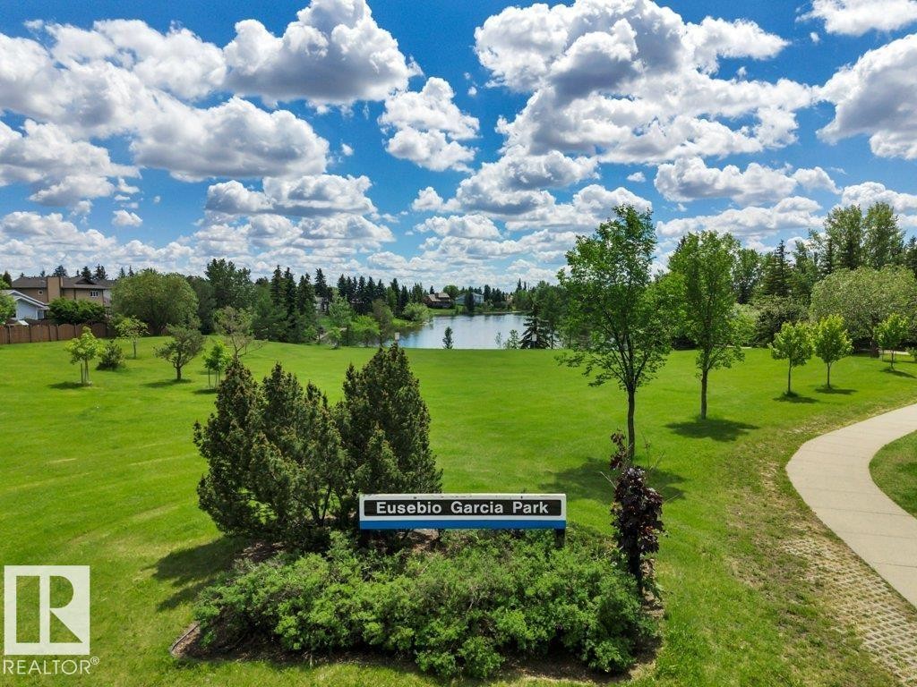 17927 92A Street Nw, Edmonton, AB