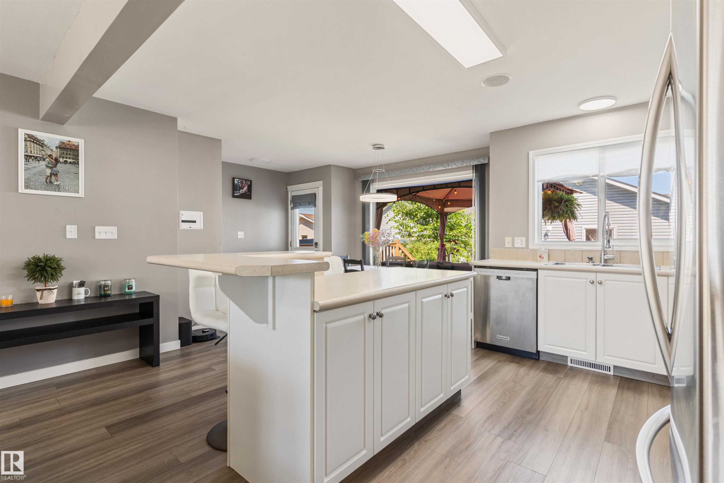 7824 14 Avenue, Edmonton, AB