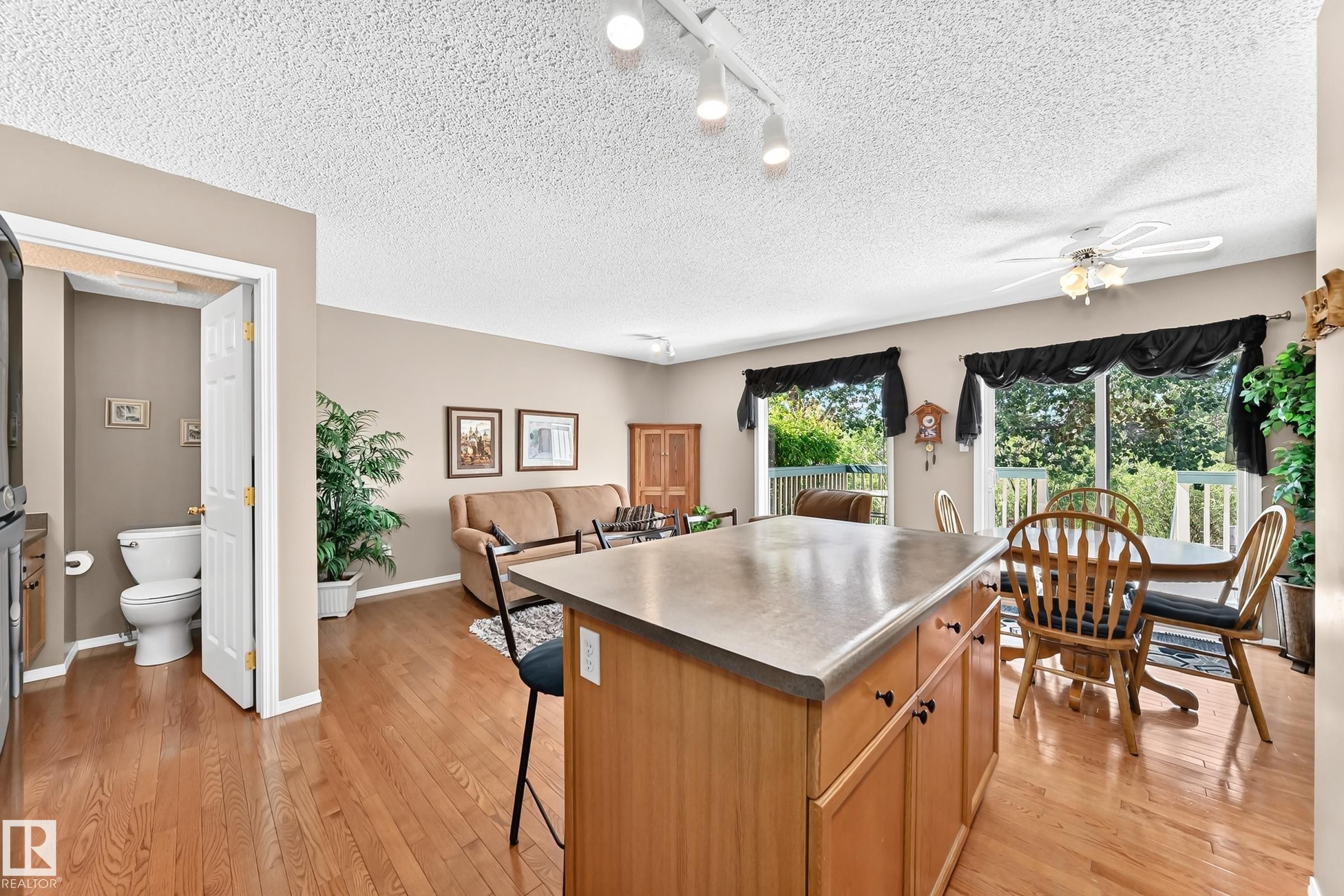 6 14803 Miller Boulevard, Edmonton, AB