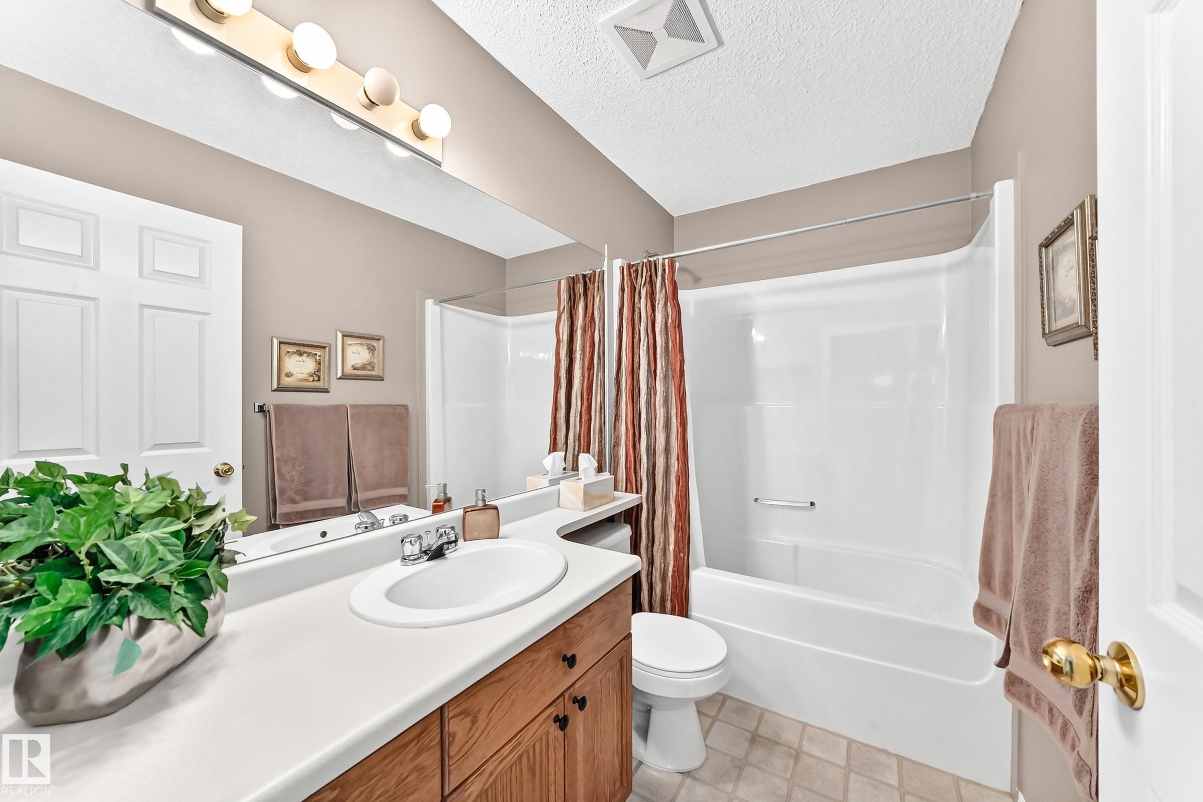 6 14803 Miller Boulevard, Edmonton, AB