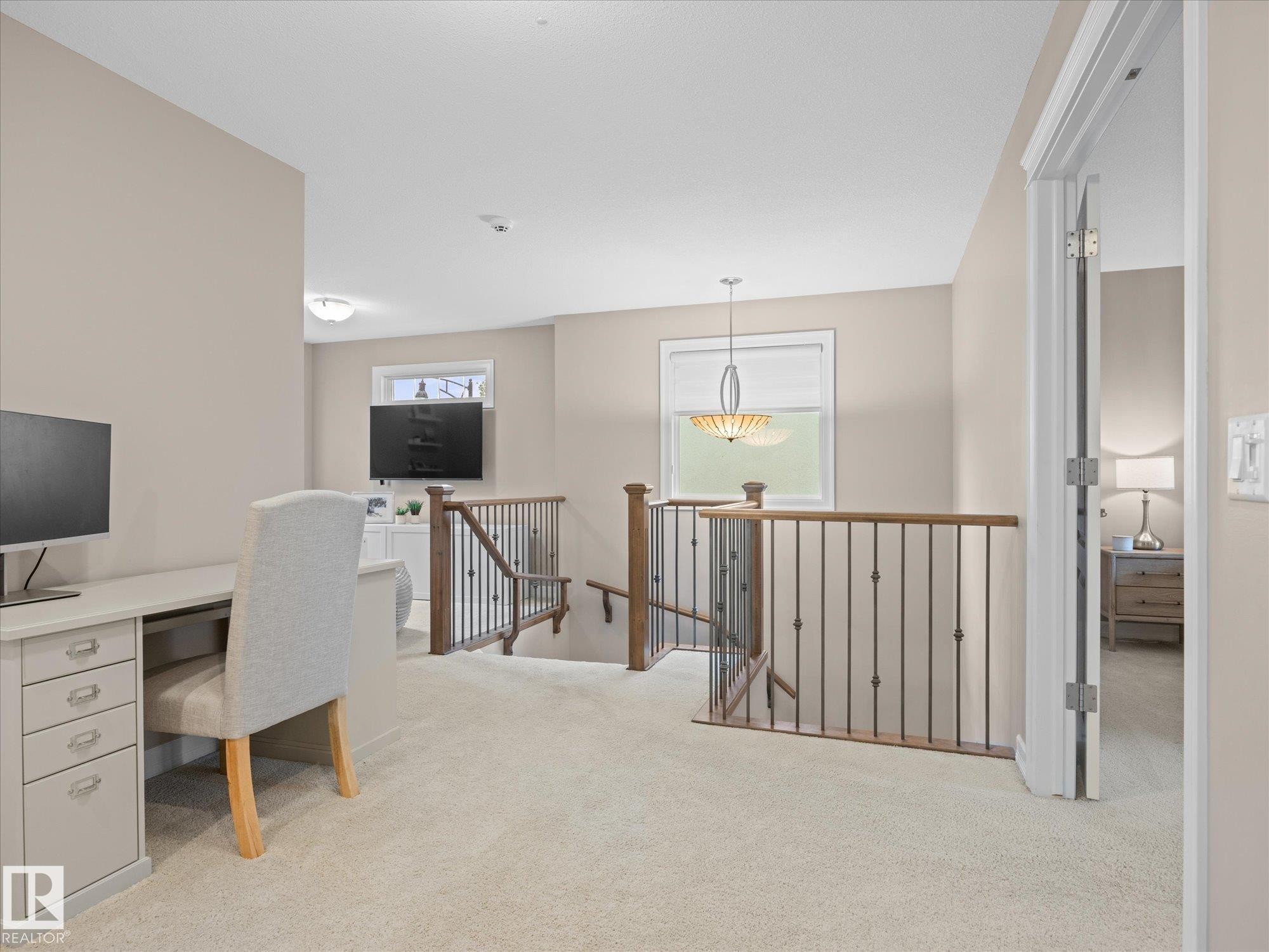 2307 Warry Court, Edmonton, AB