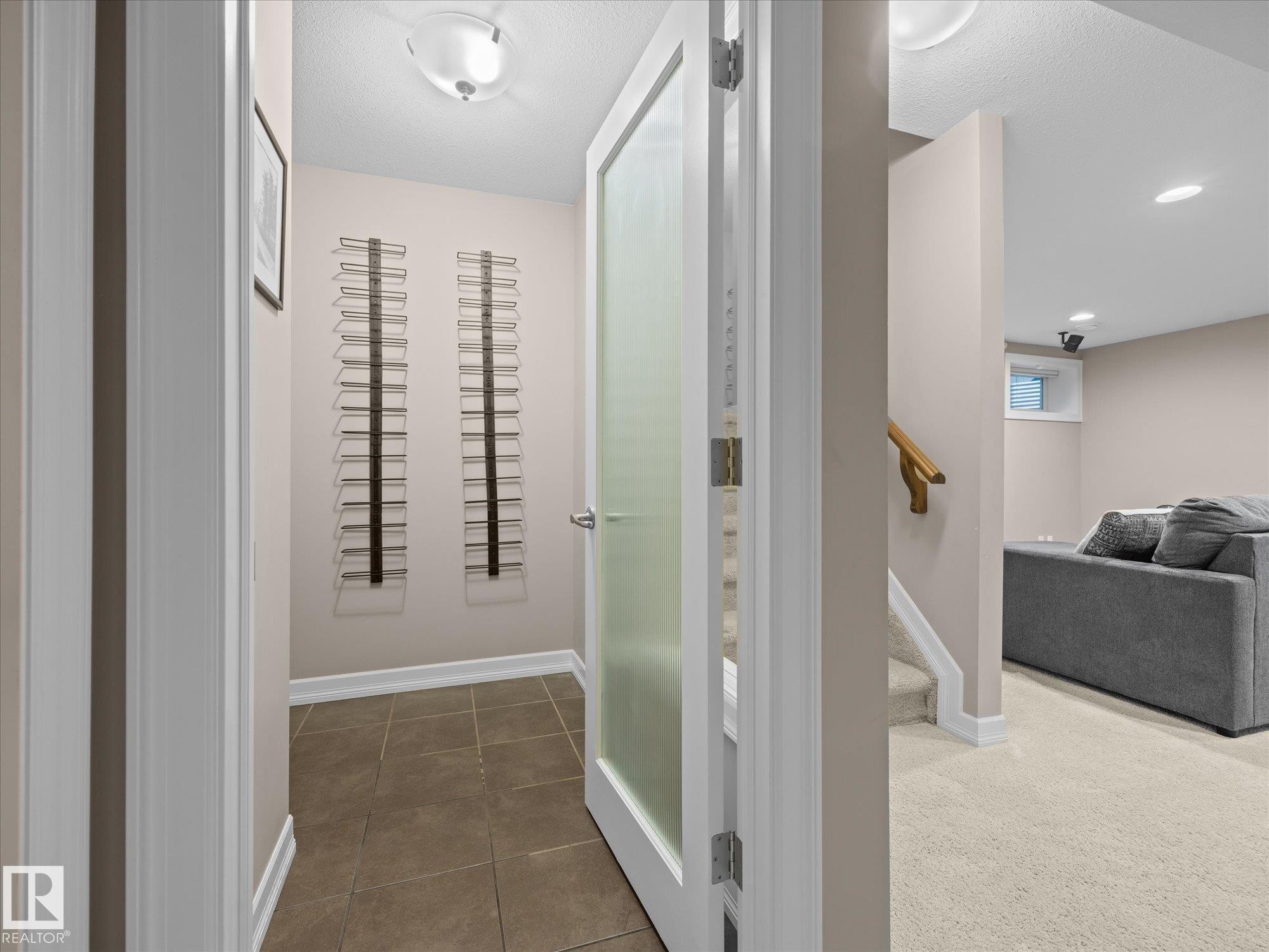 2307 Warry Court, Edmonton, AB