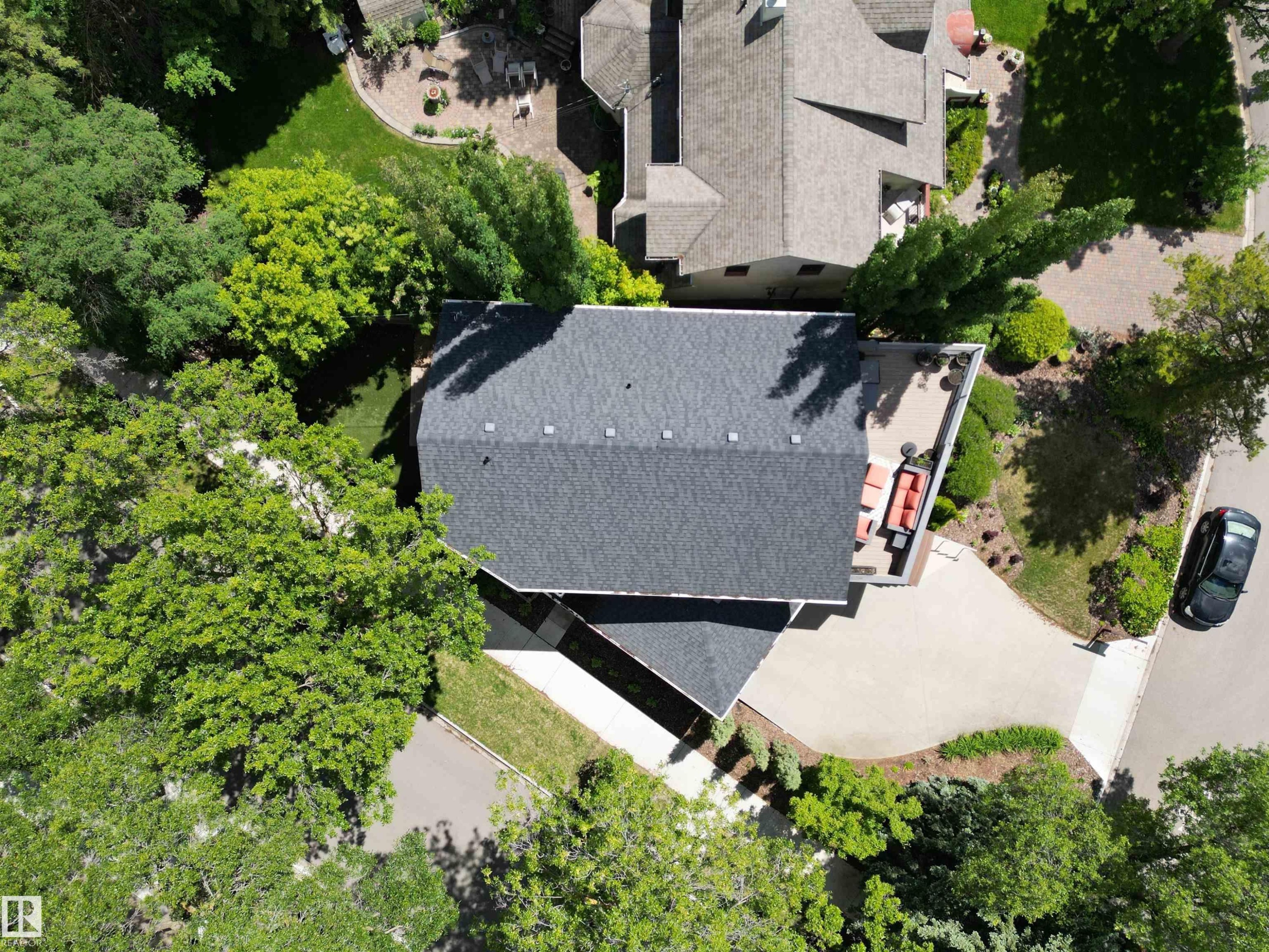 6428 Ada Boulevard Nw, Edmonton, AB - Outdoor